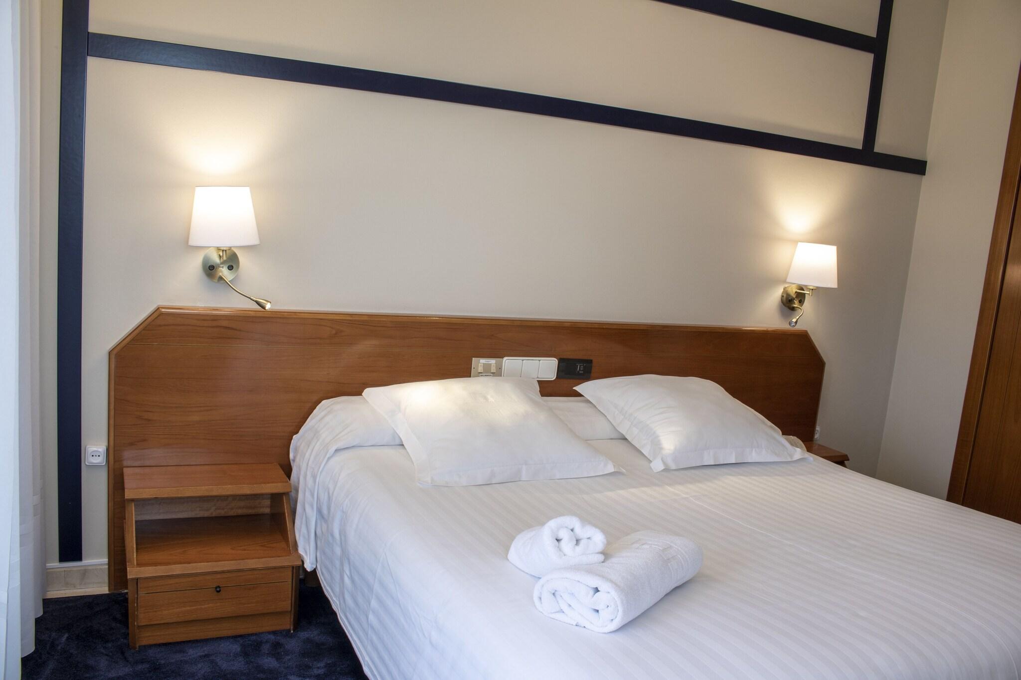 Double Queen Size Bed