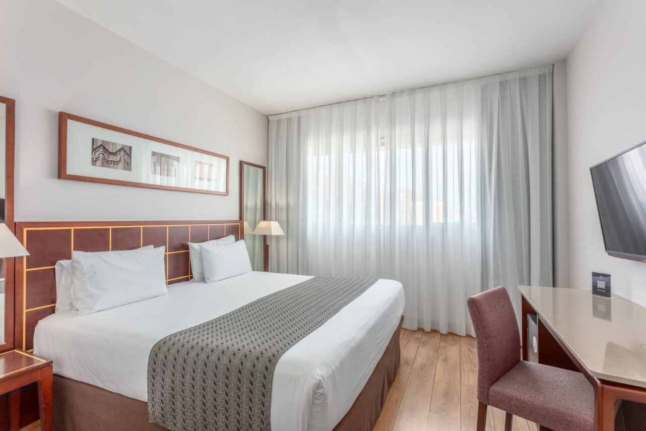 Double Single with Views