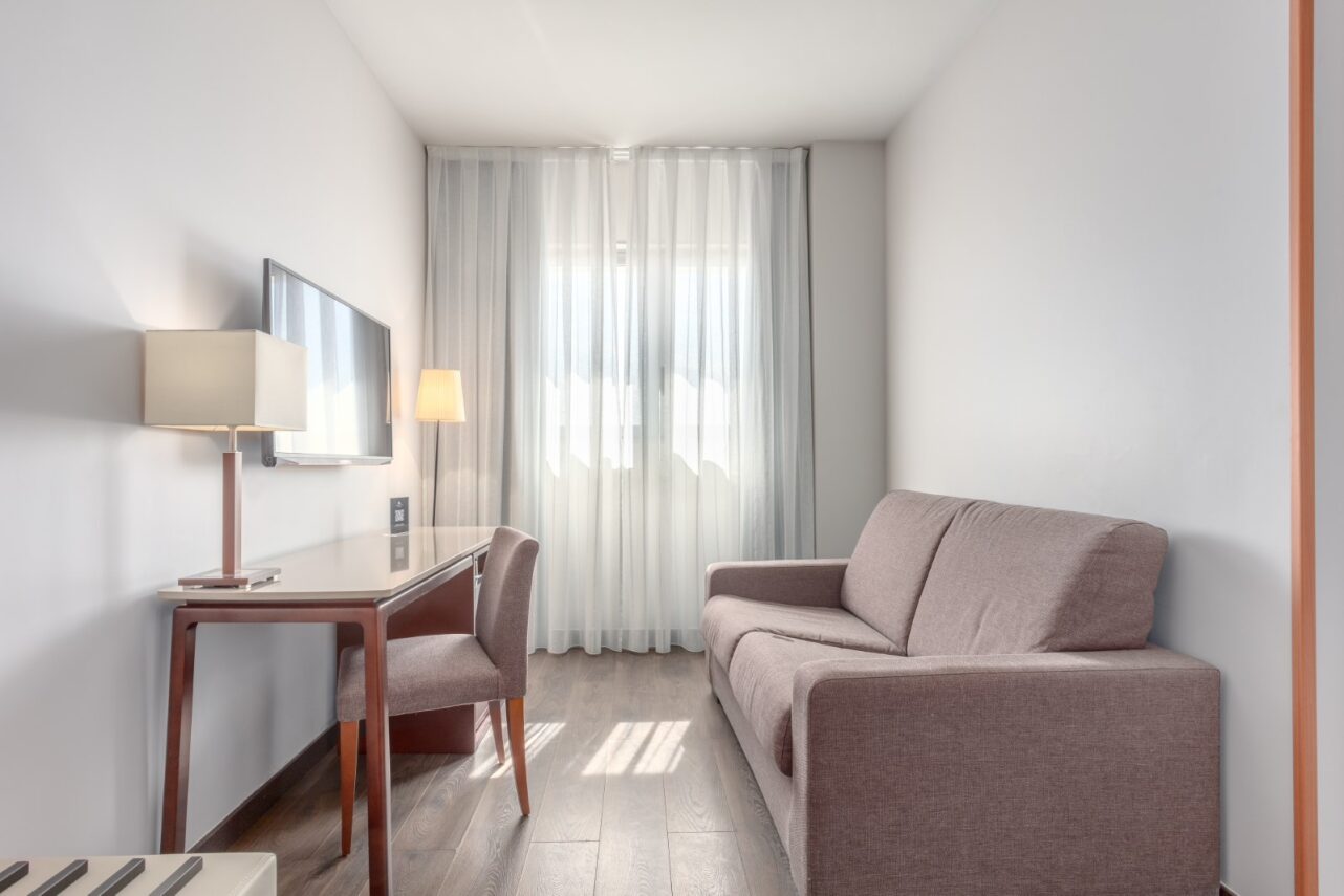 Double or Twin Standard