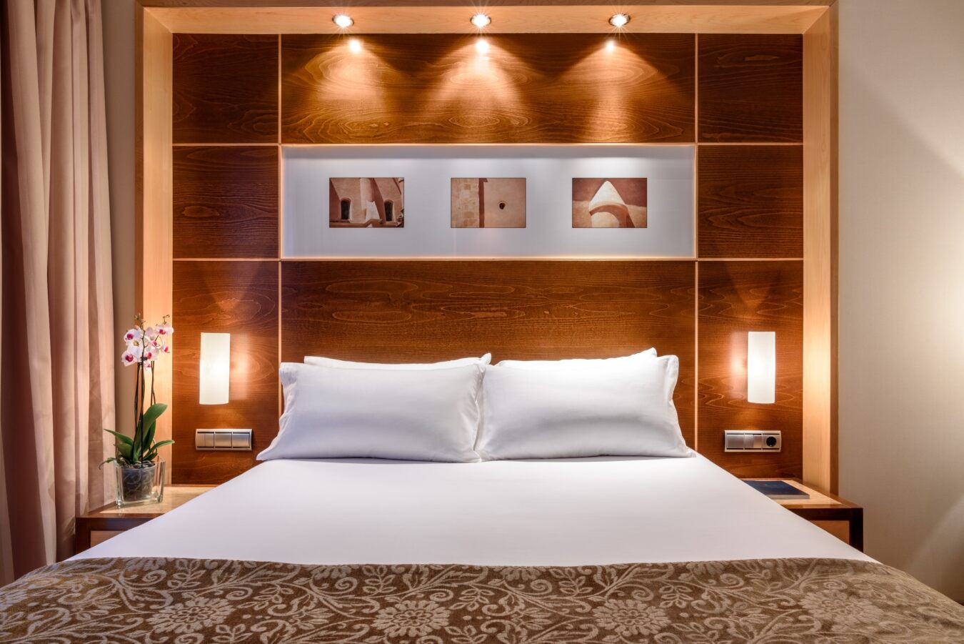 Double or Twin Standard