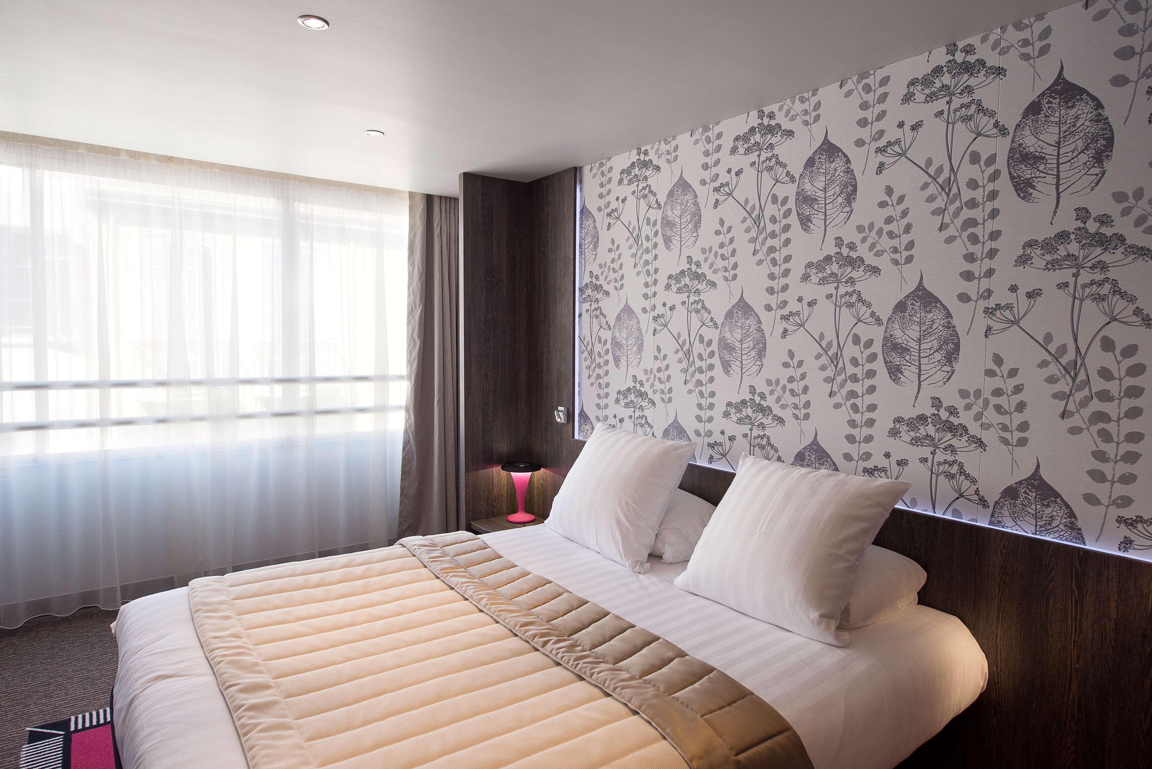 Single Superior City View