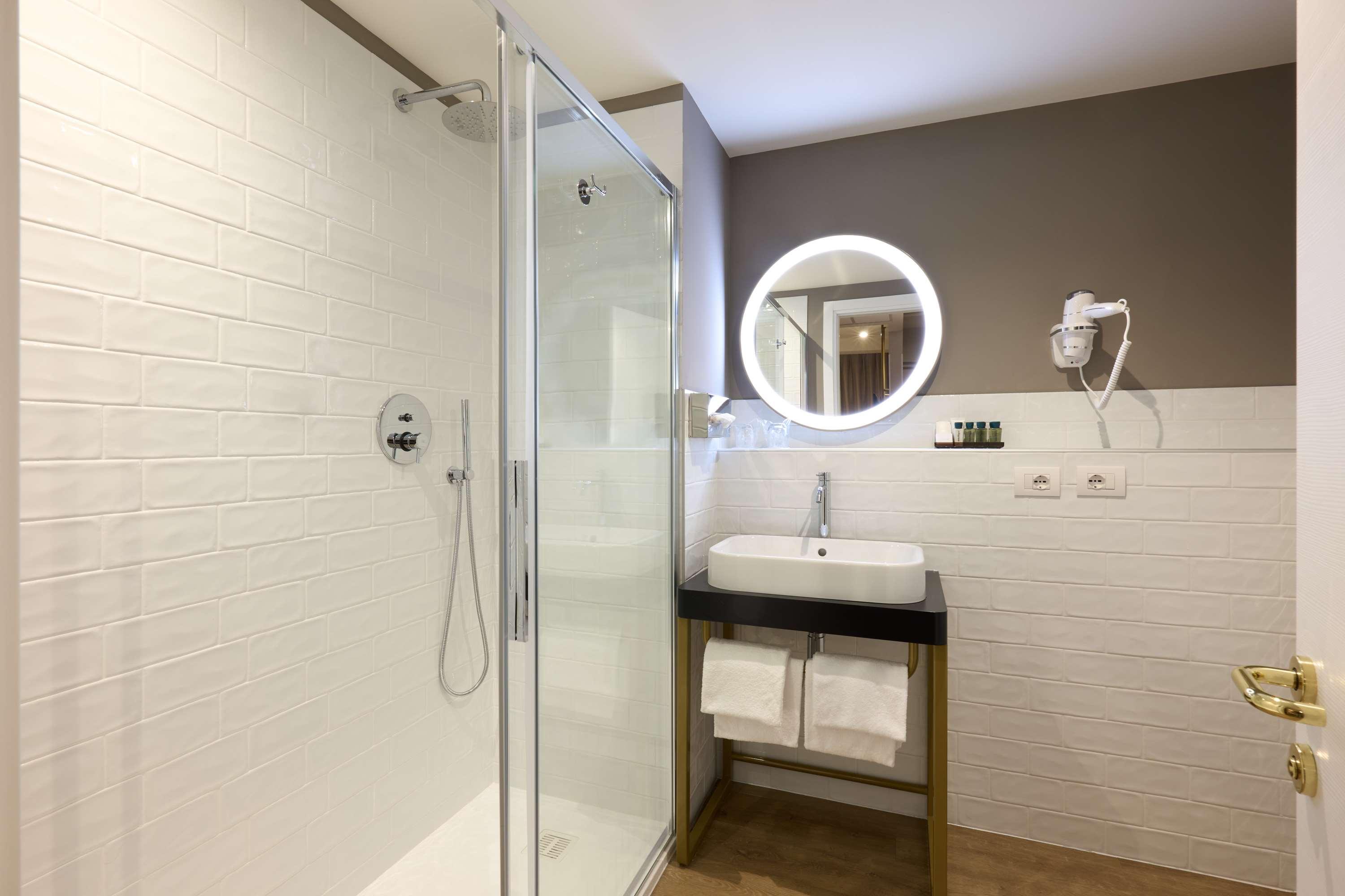 Family Room Two Queen Beds