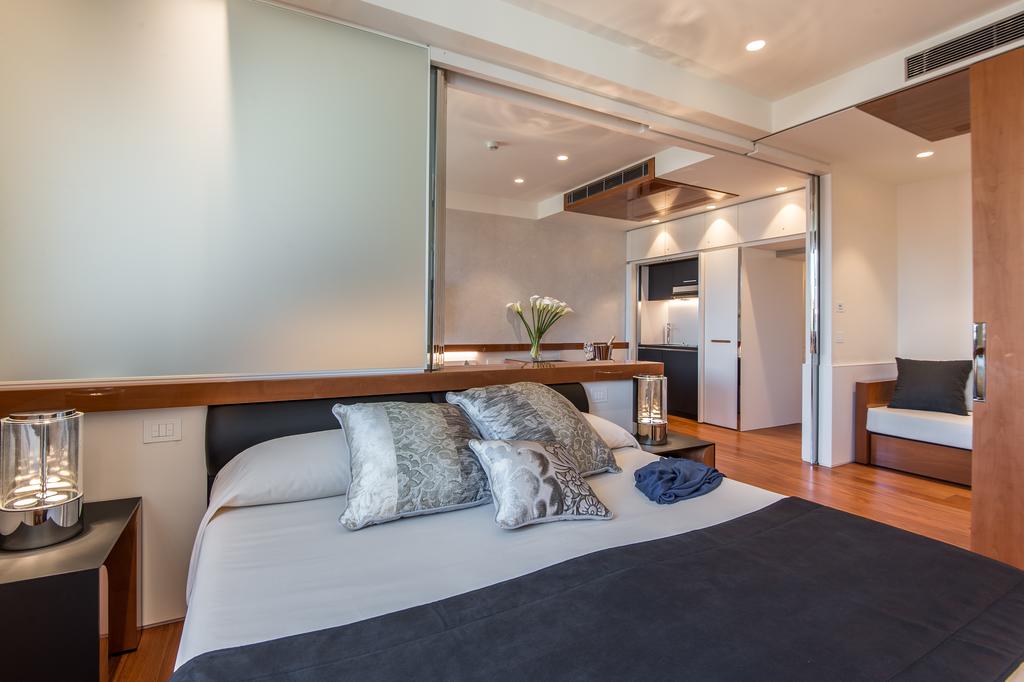 Apartment Deluxe Canal View