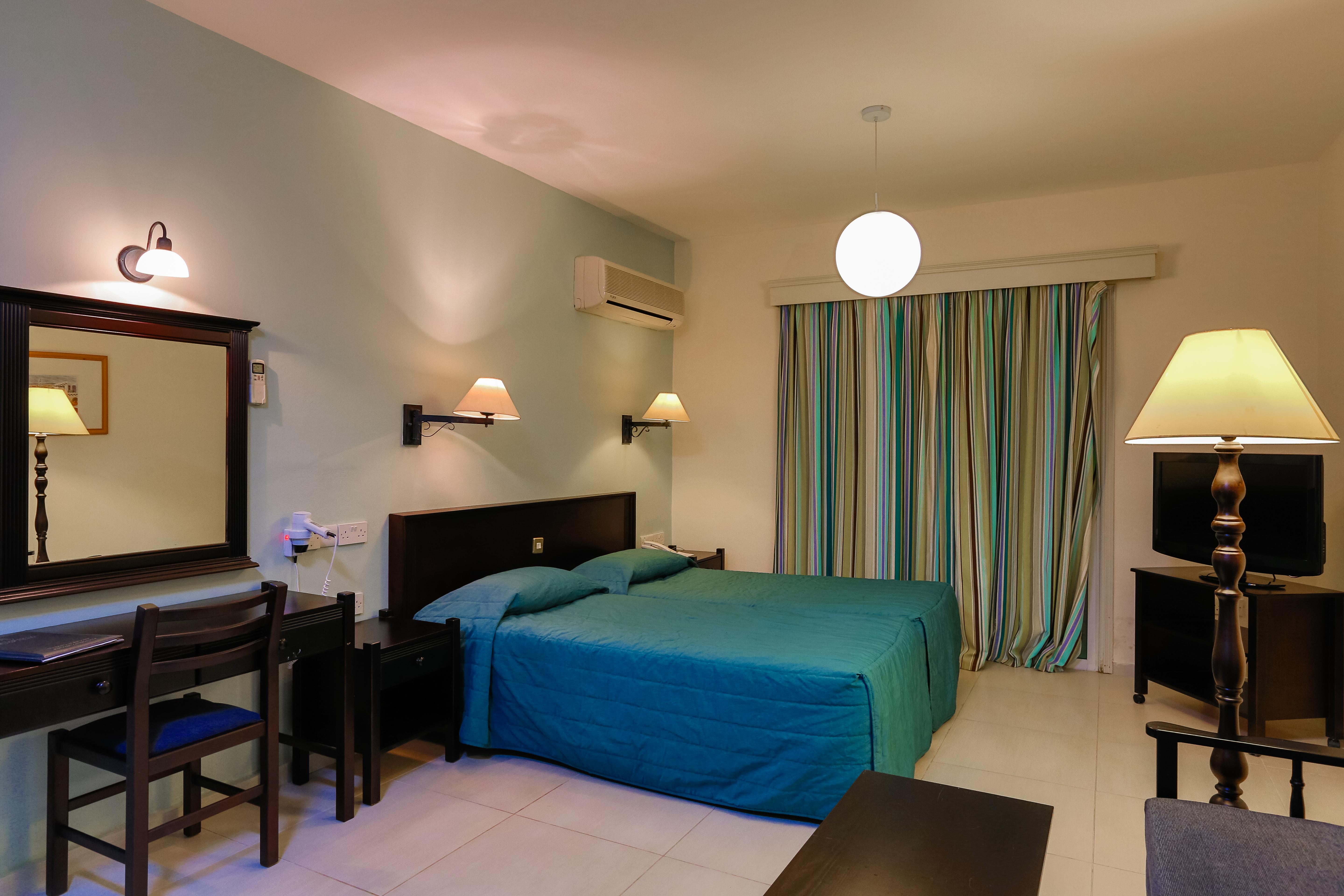 Studio Side Sea View