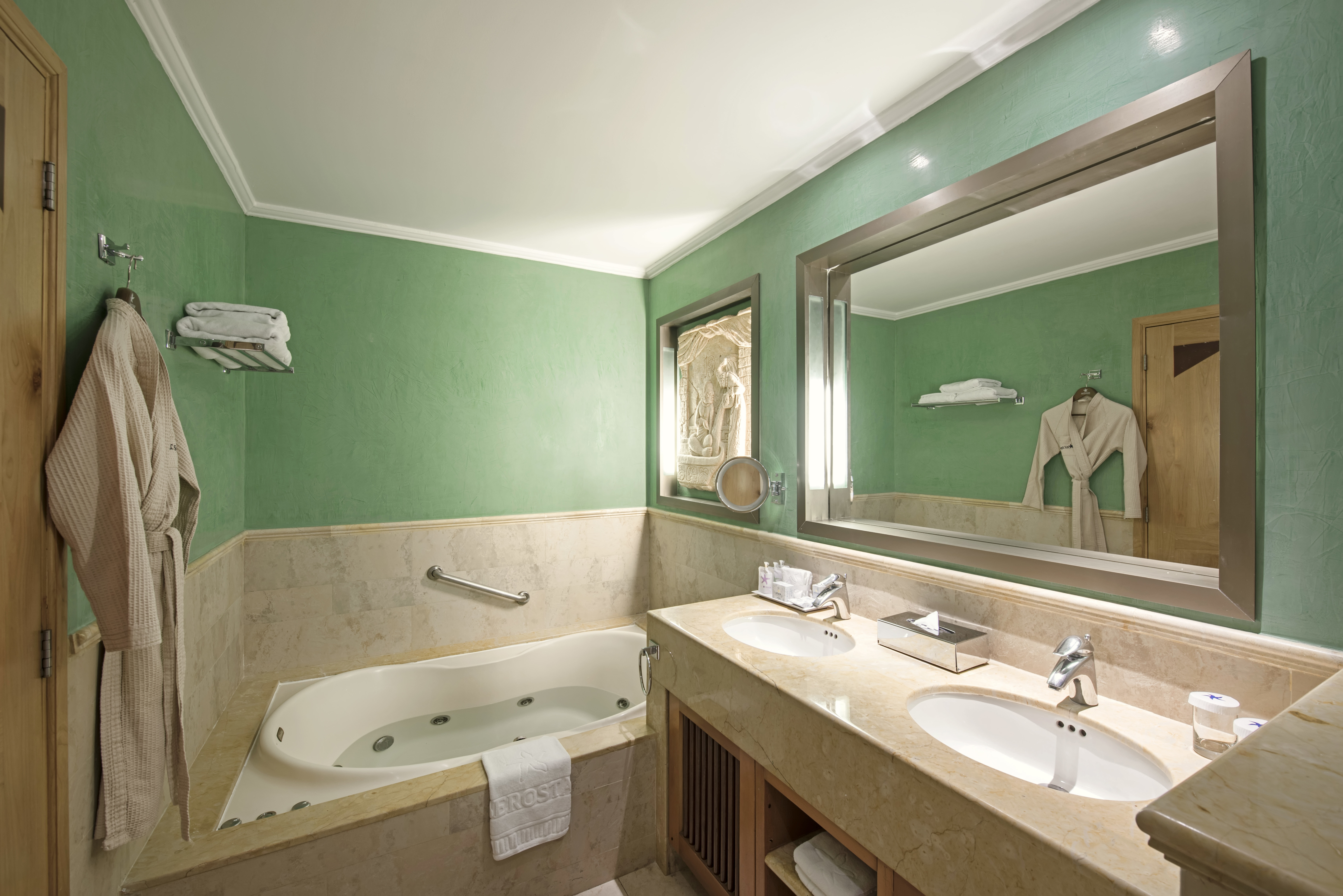 Junior Suite Capacity 3