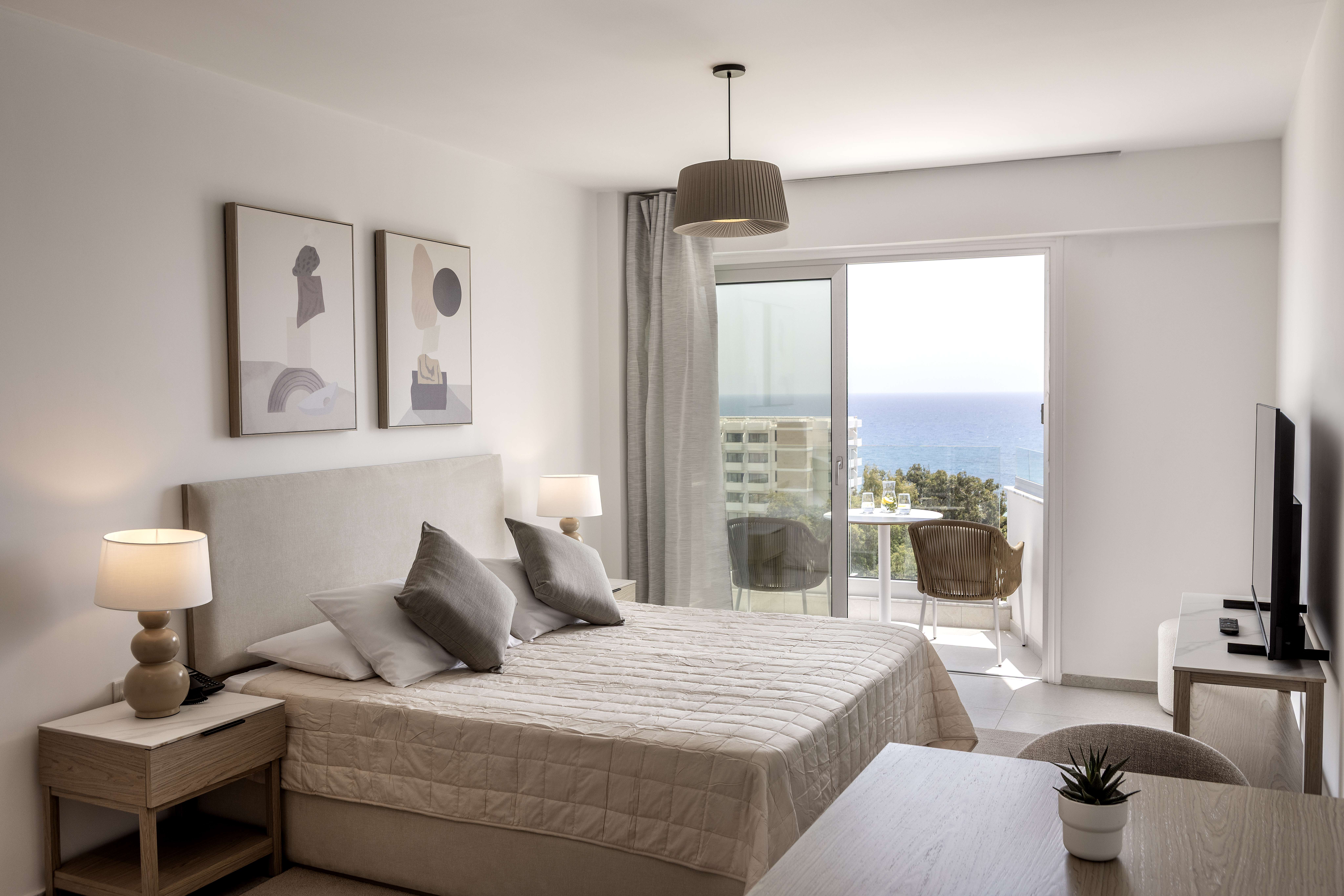 Double or Twin Sea View