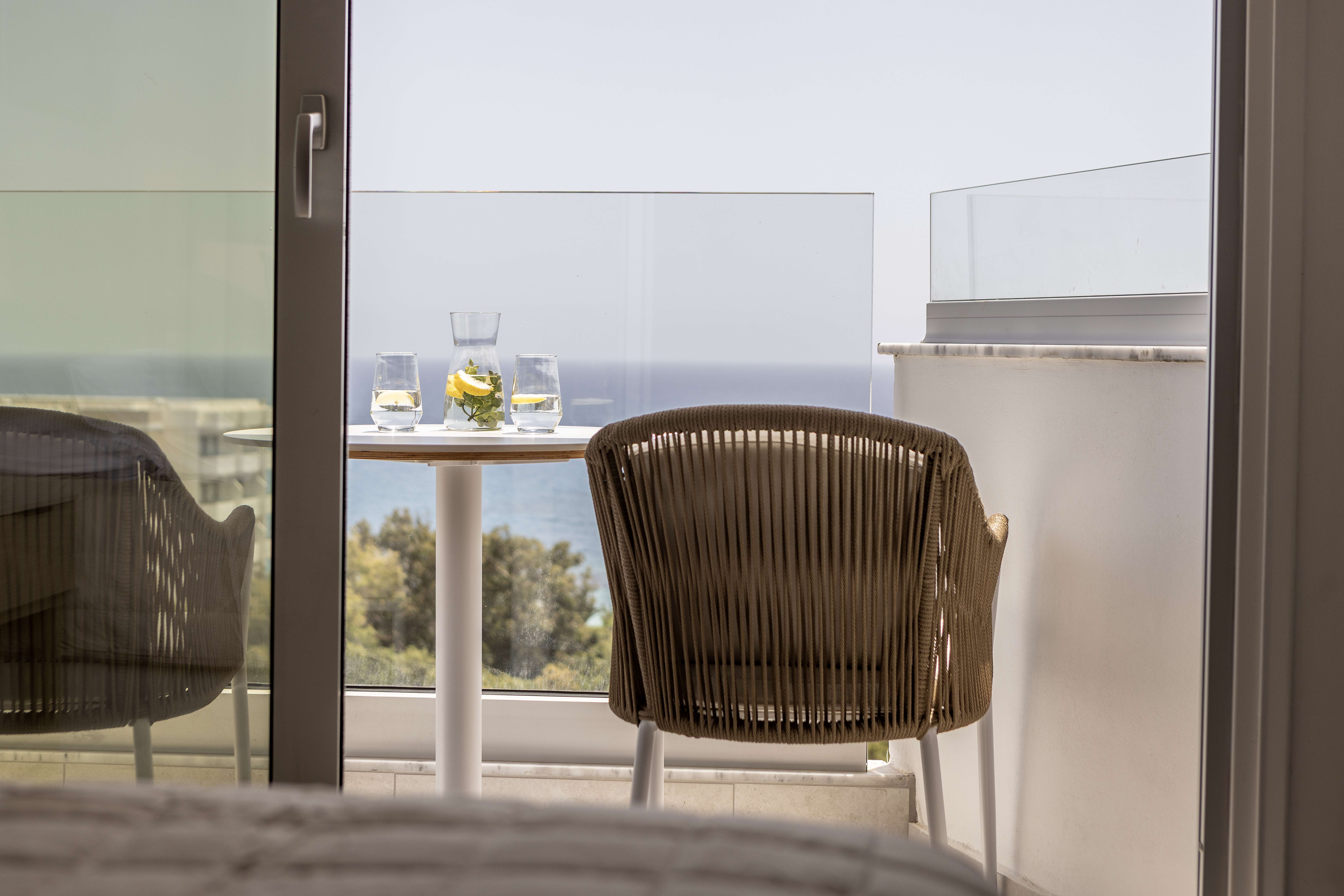 Double or Twin Sea View