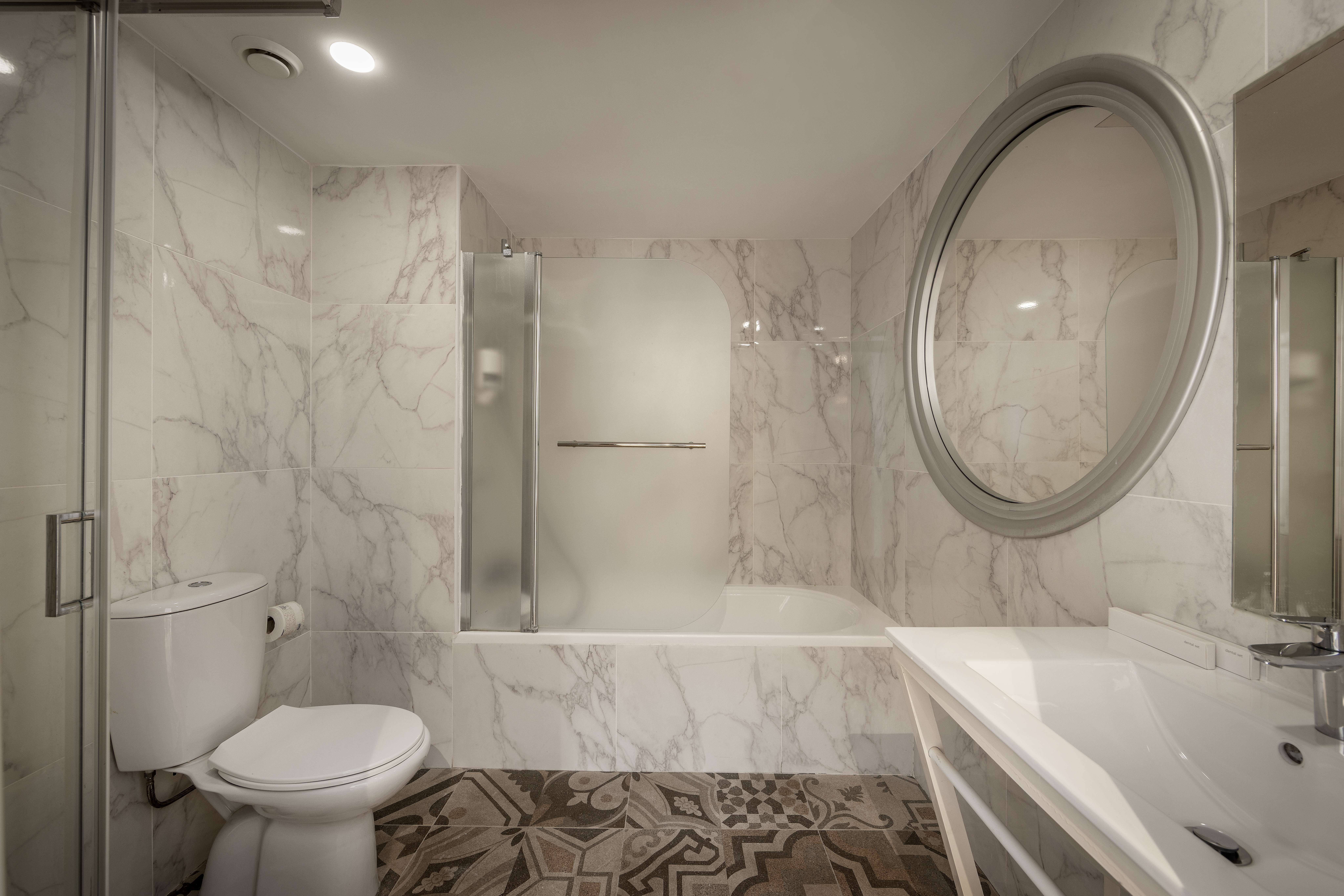 Double or Twin Sea View