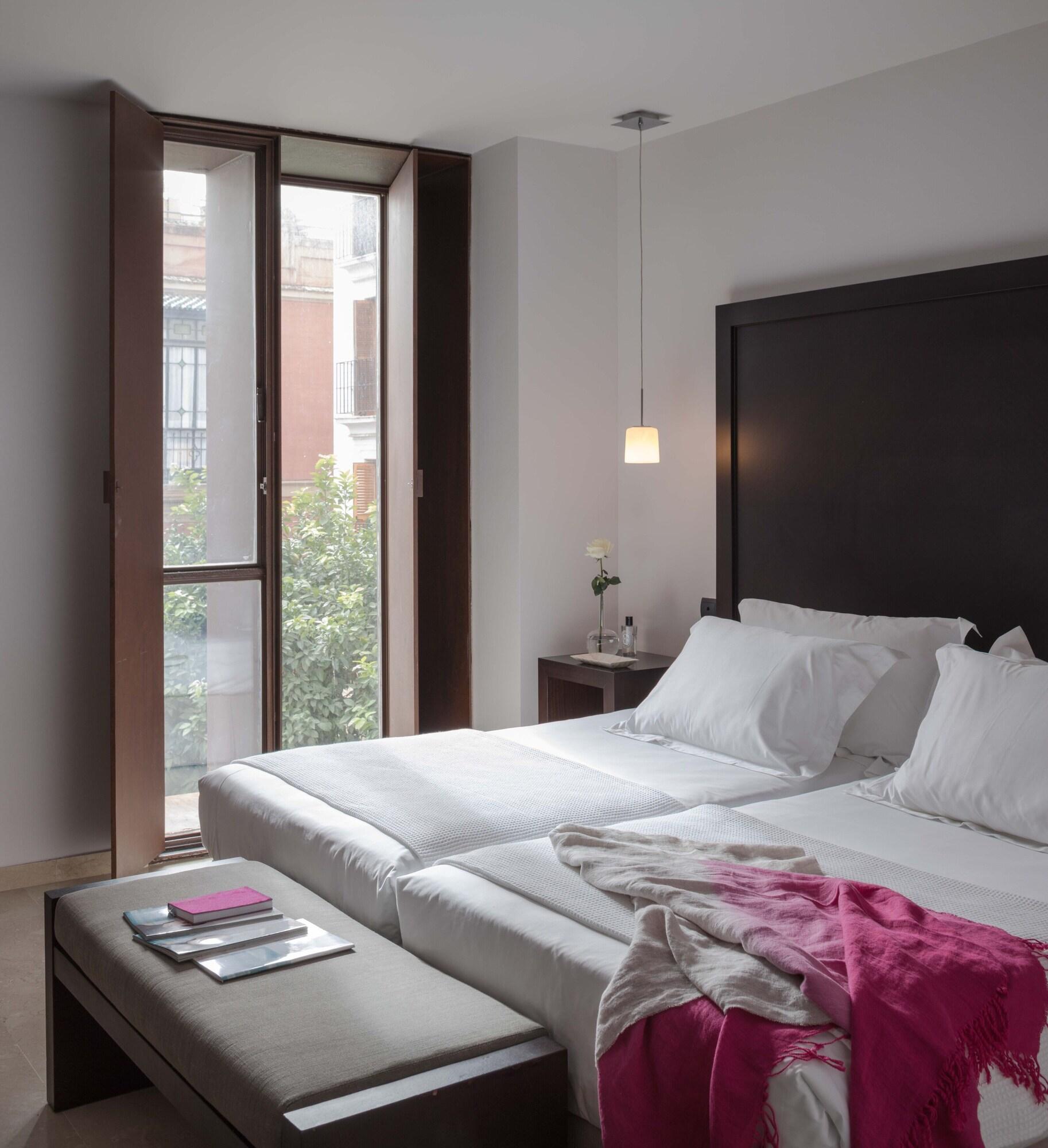 Double Superior Queen Bed