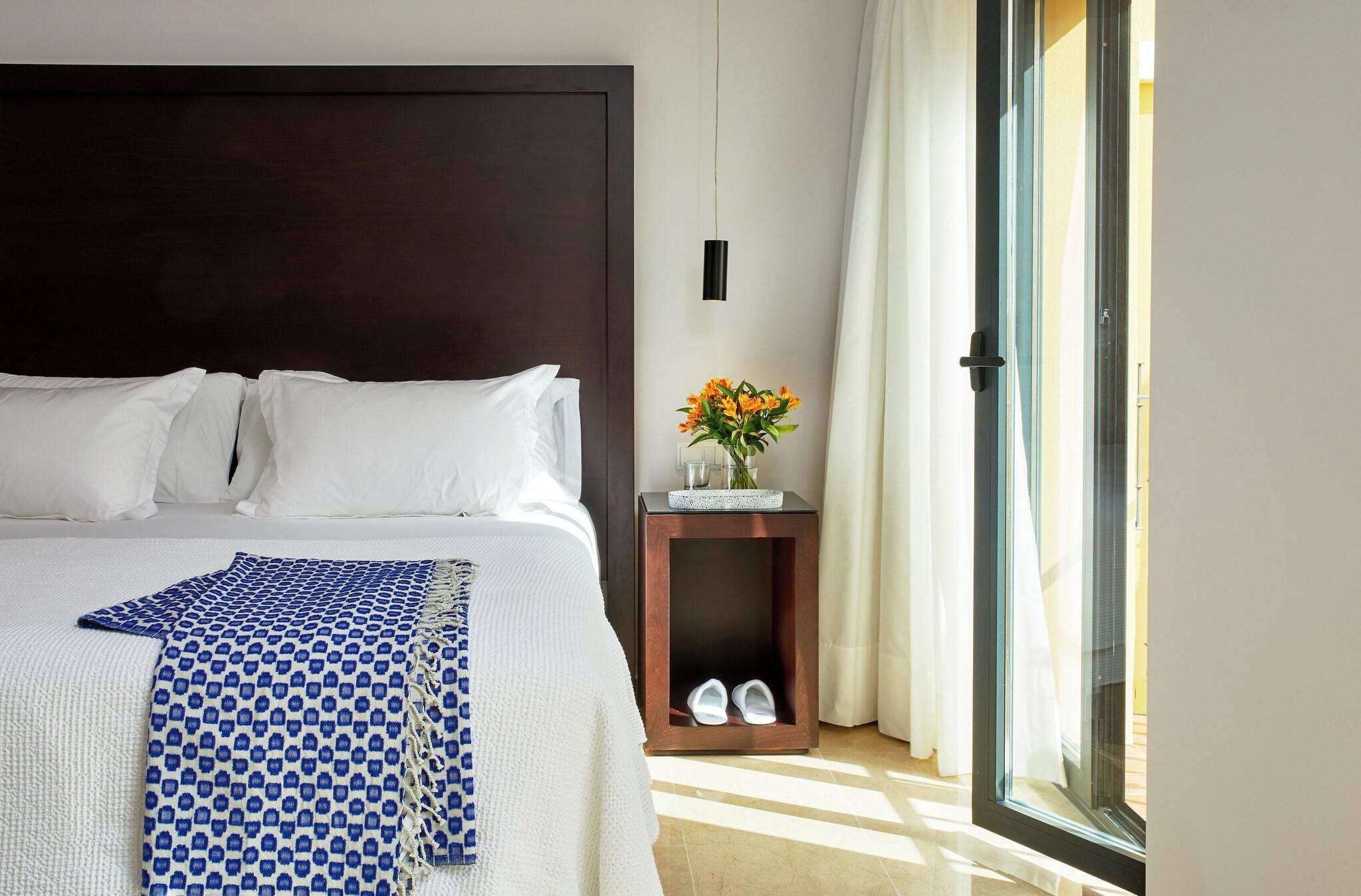 Double Superior Queen Bed