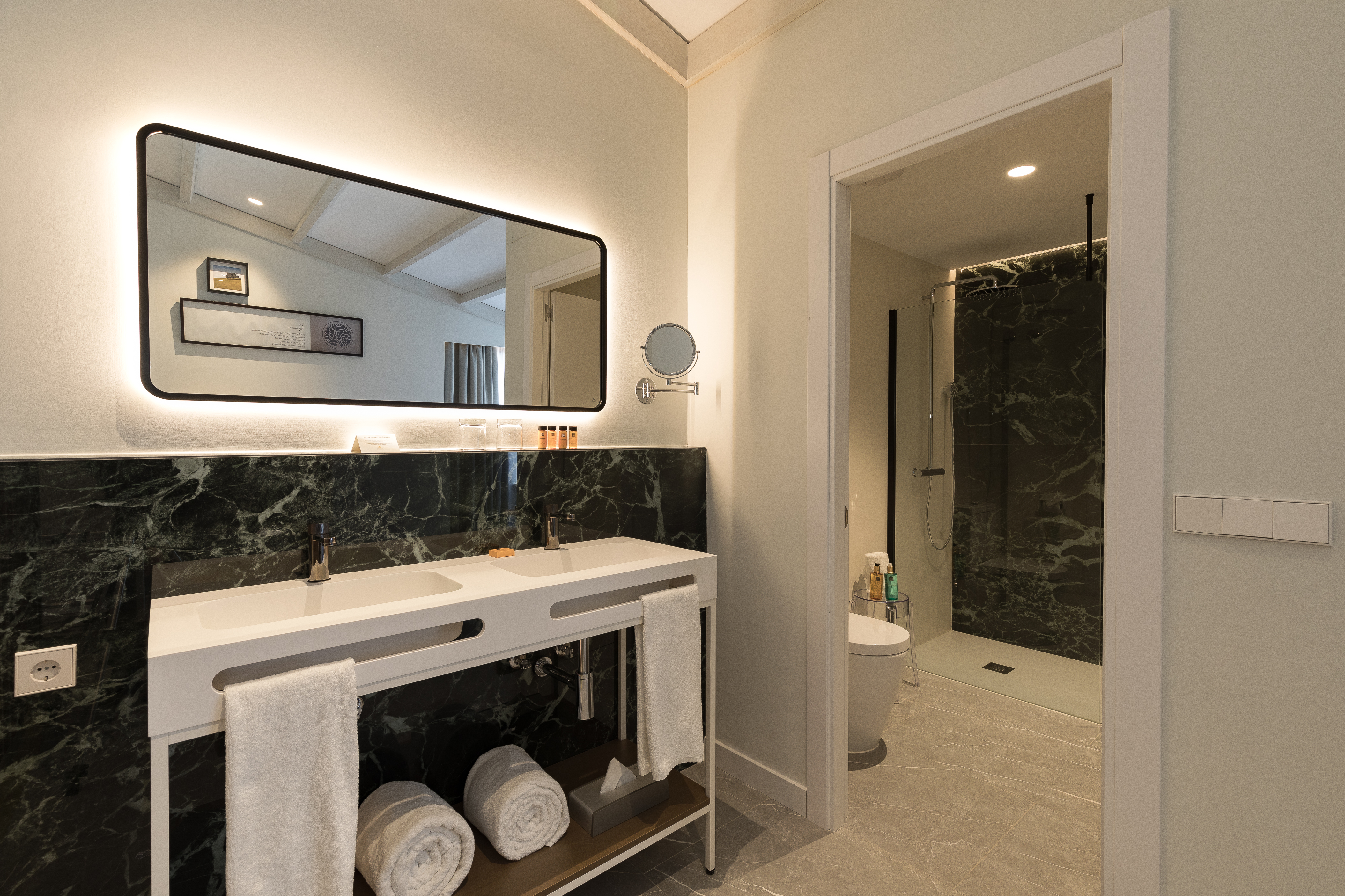 Double Single with Views