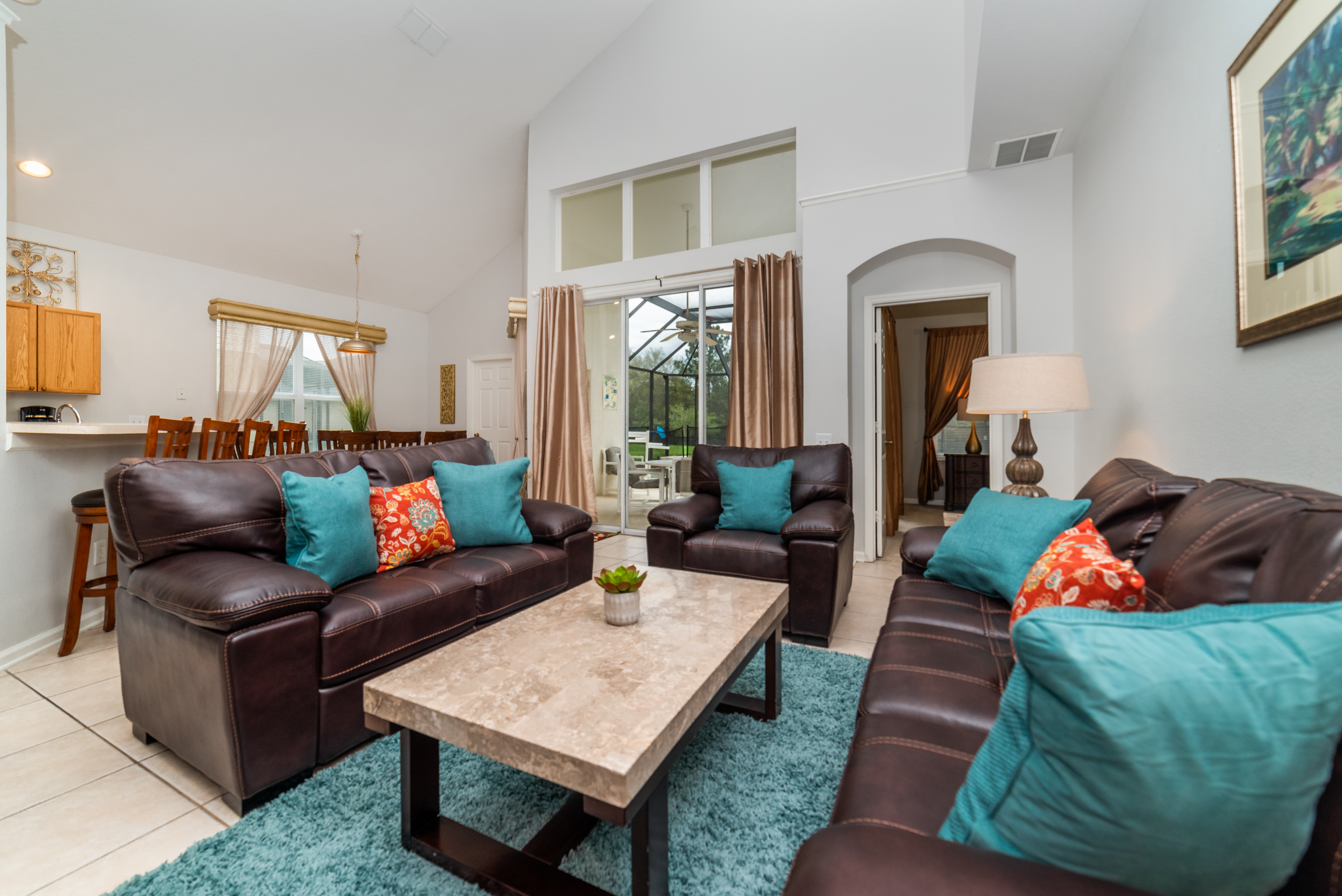 Home Six Bedrooms with Private Pool