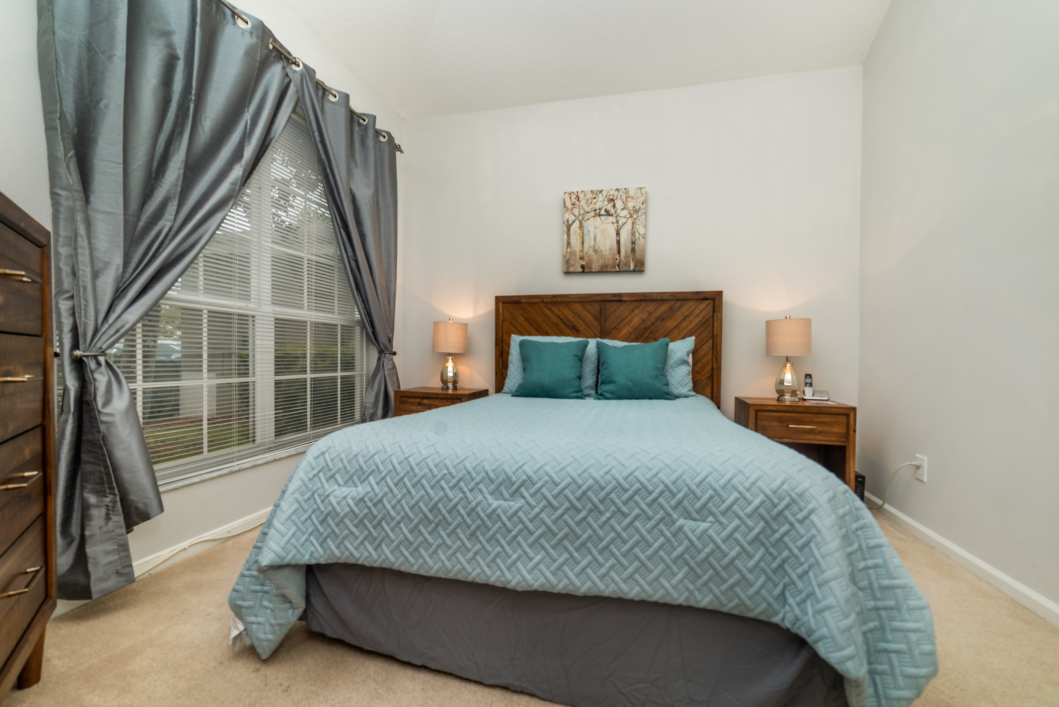 Home Six Bedrooms with Private Pool