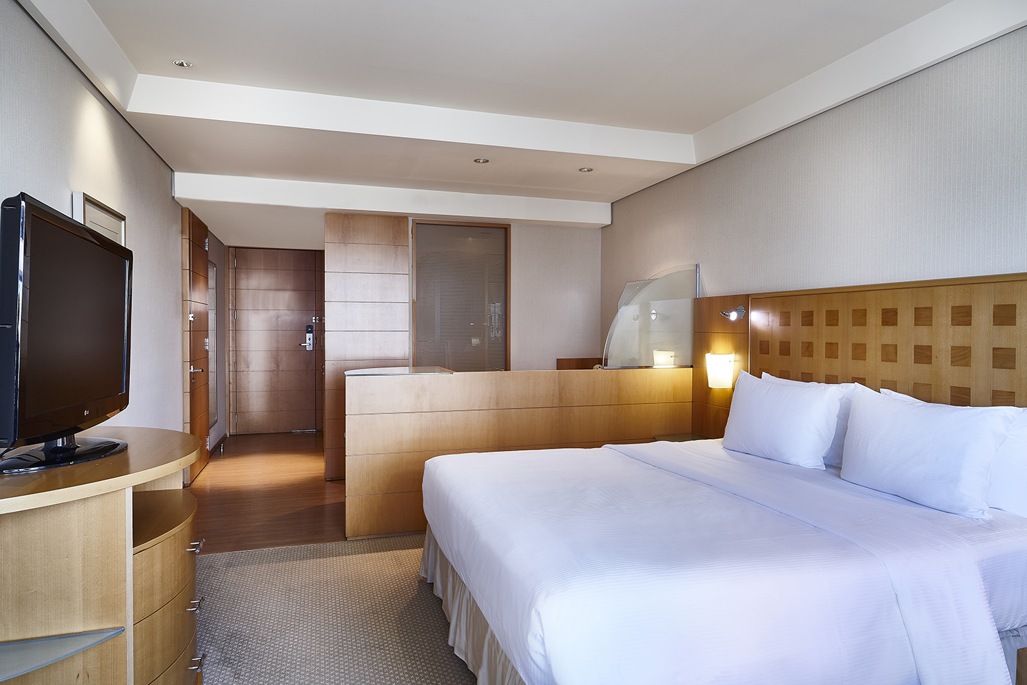 Room Deluxe King Bed