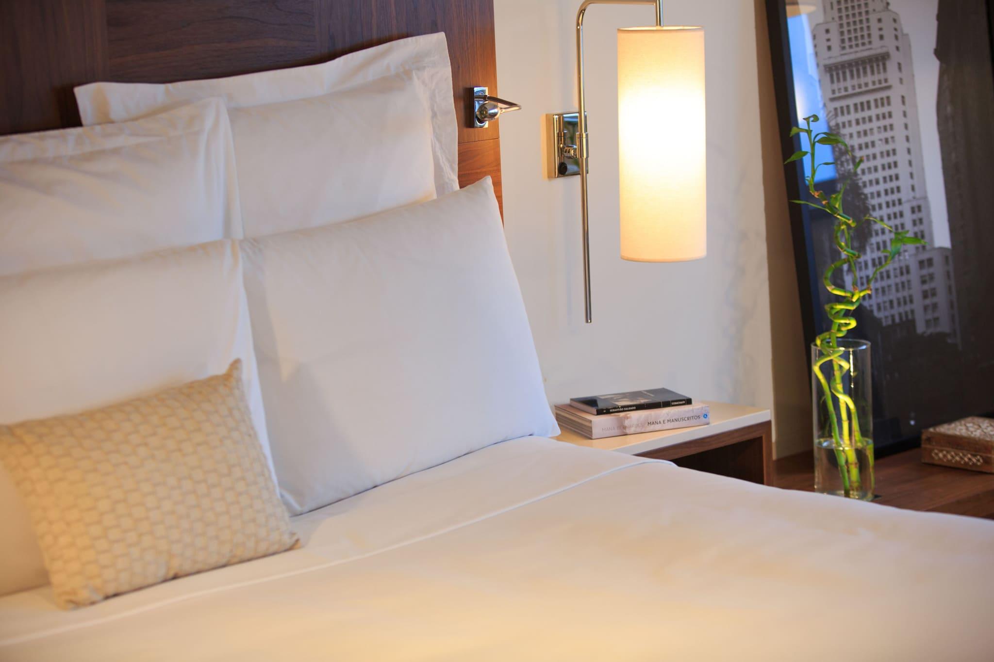 Double Club King Bed