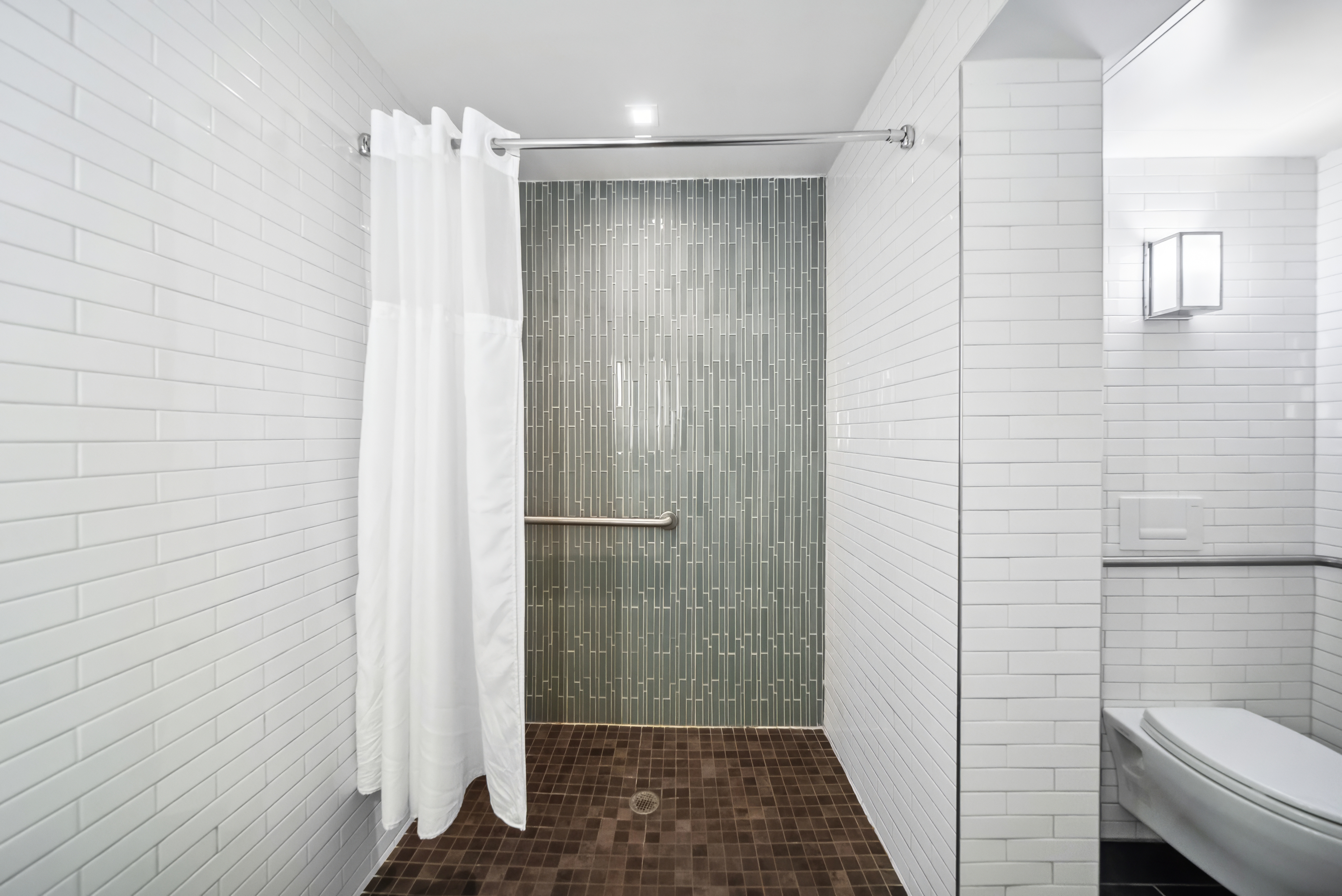 Room Accessible King Size Bed