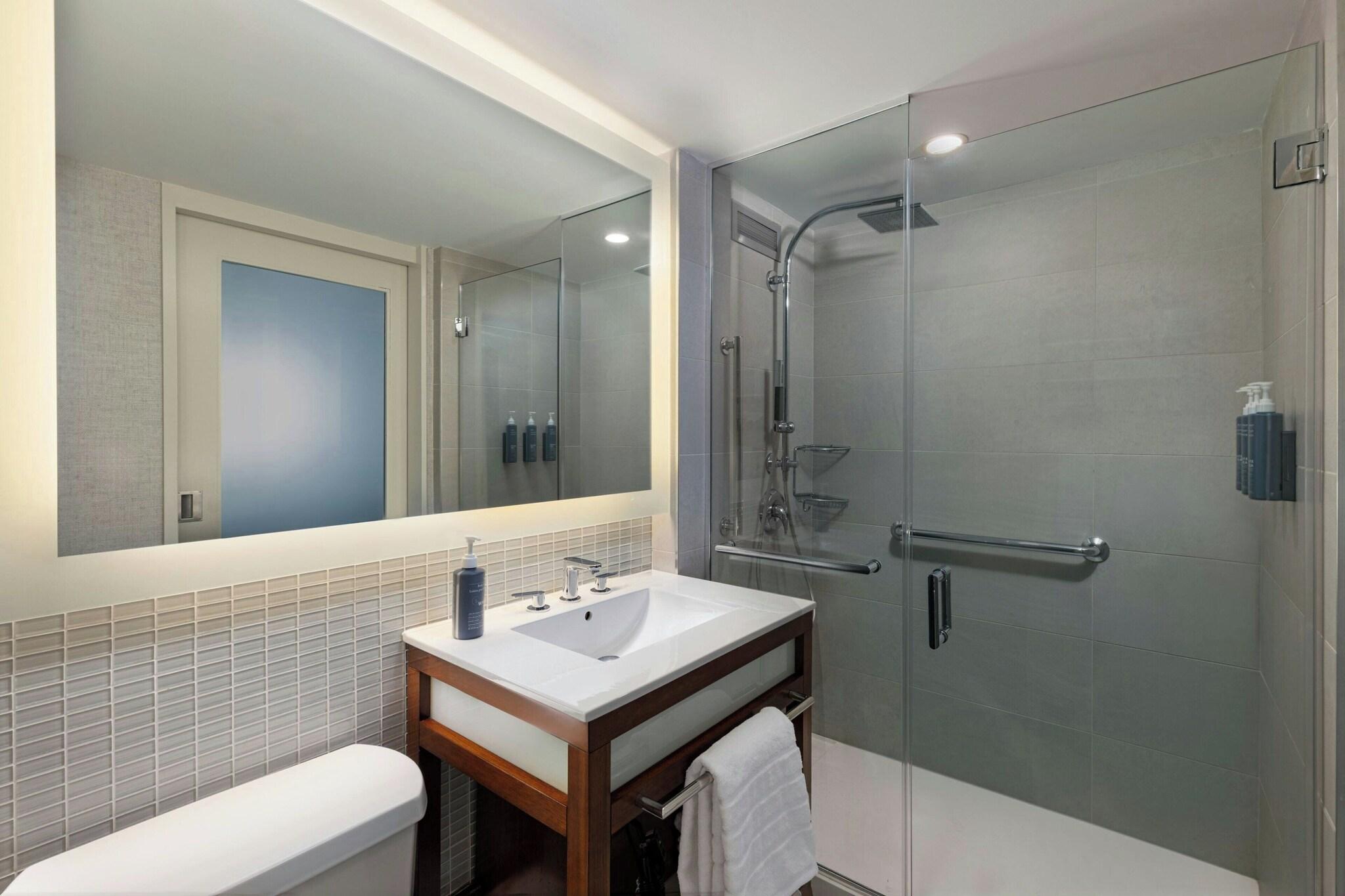 Double Accessible with Views