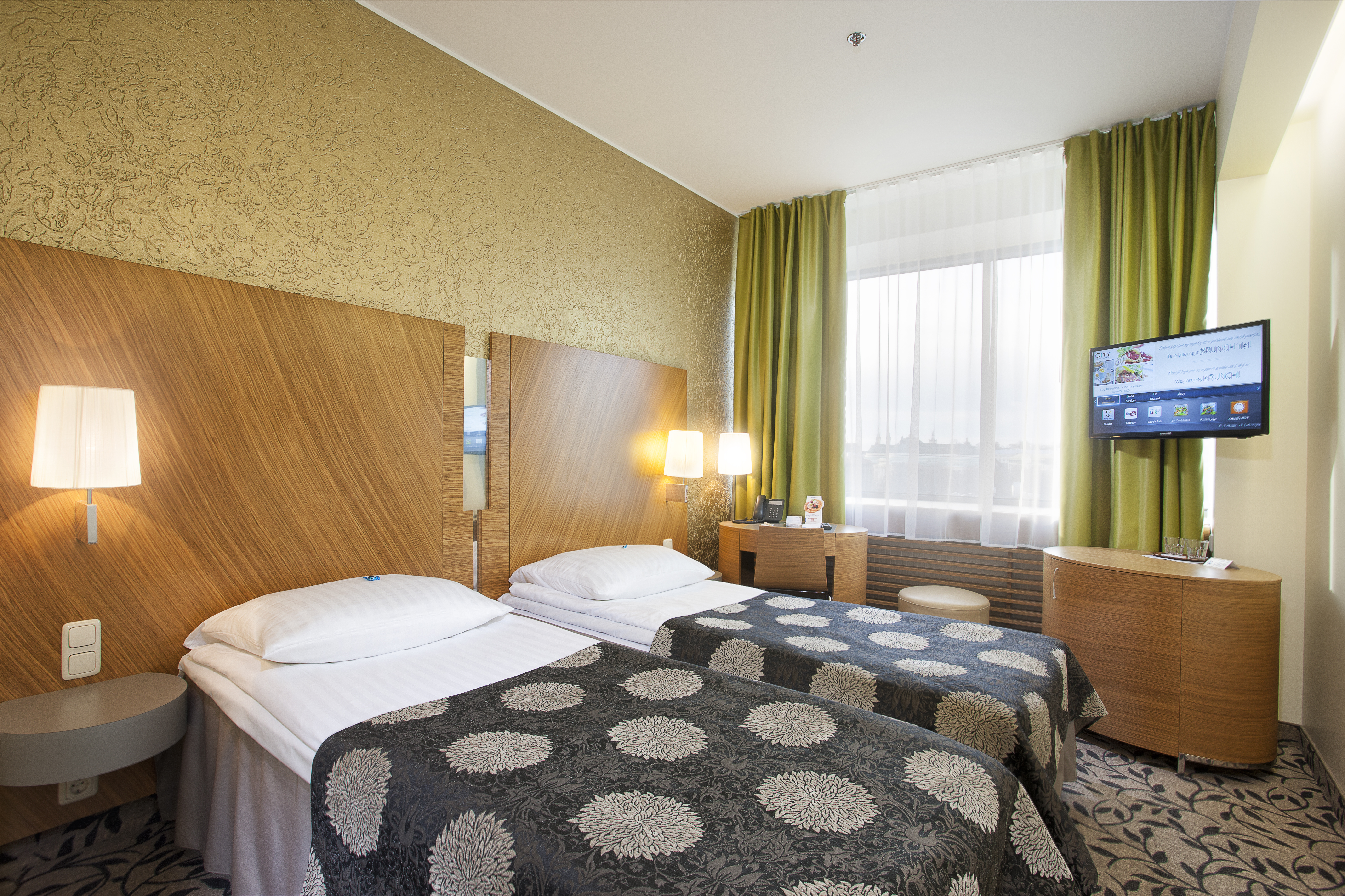 Double or Twin Standard