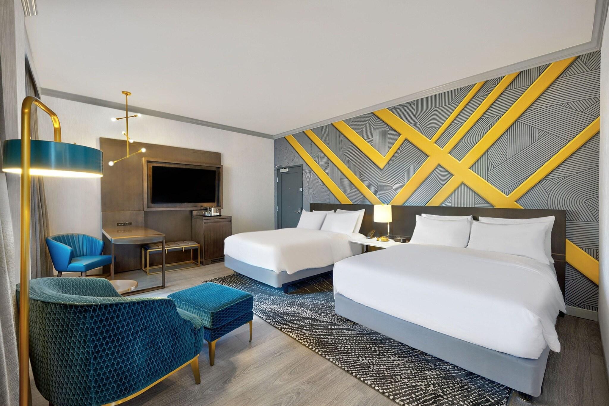 Quadruple Two Queen Beds