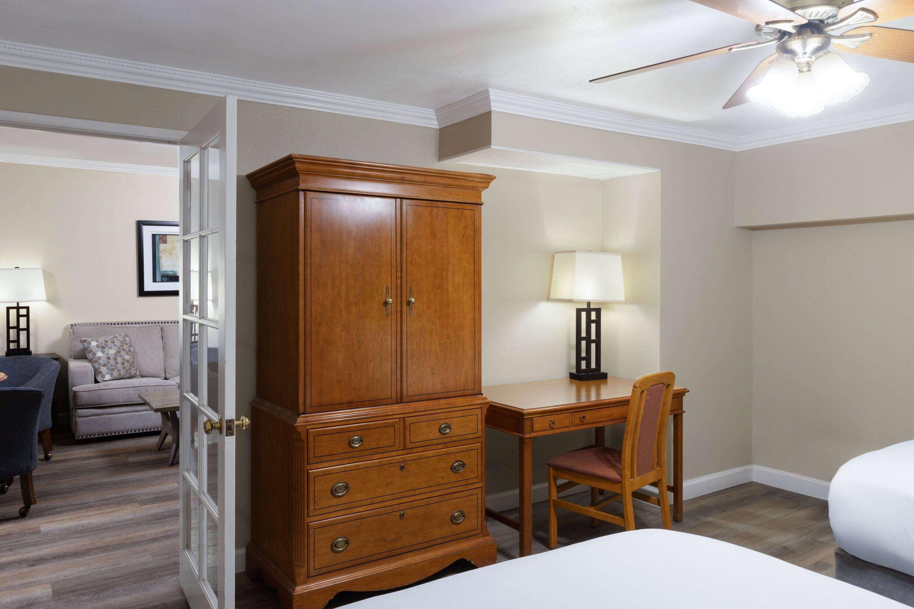 Suite King Bed Non Smoking