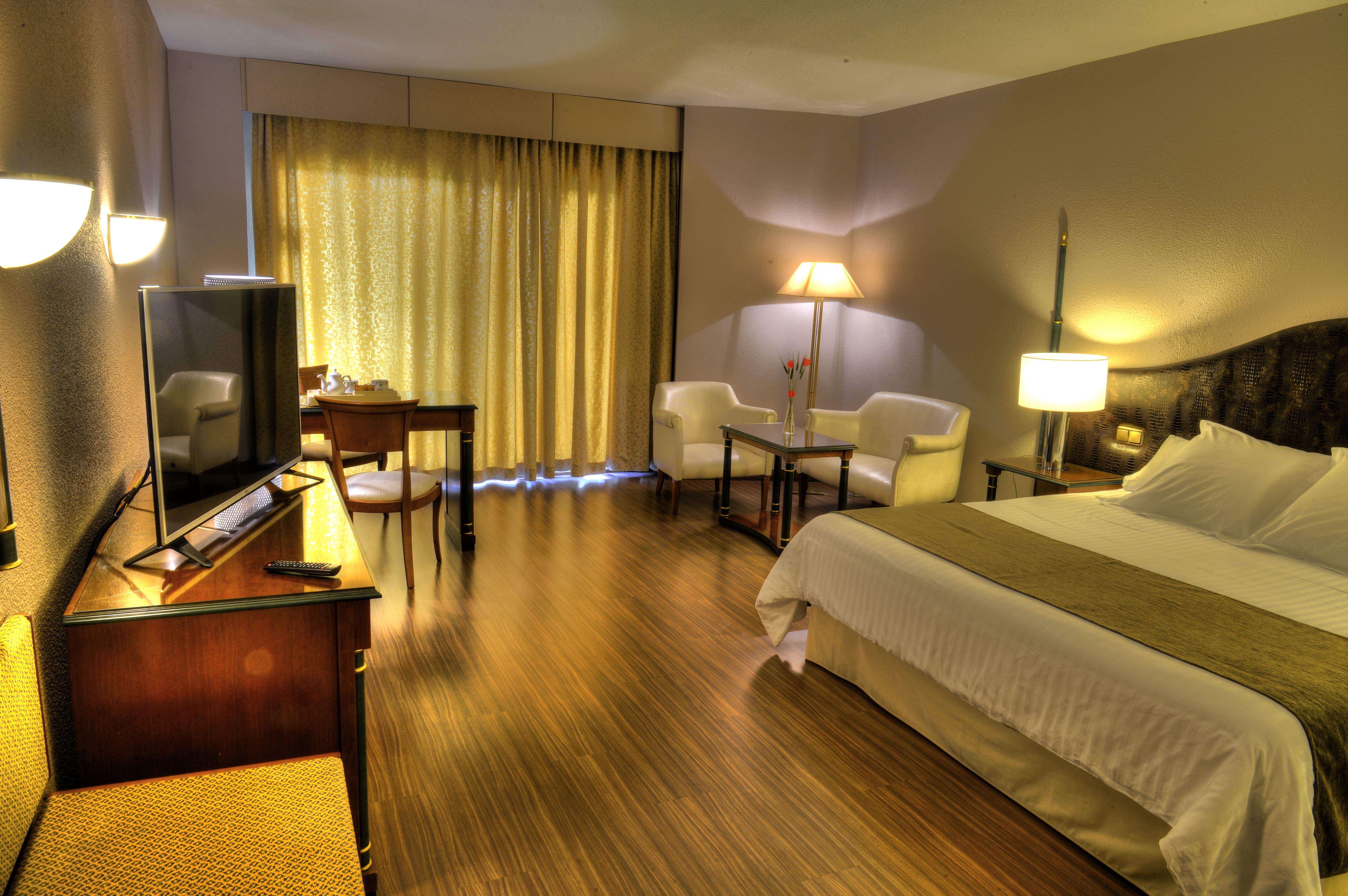 Double or Twin Executive