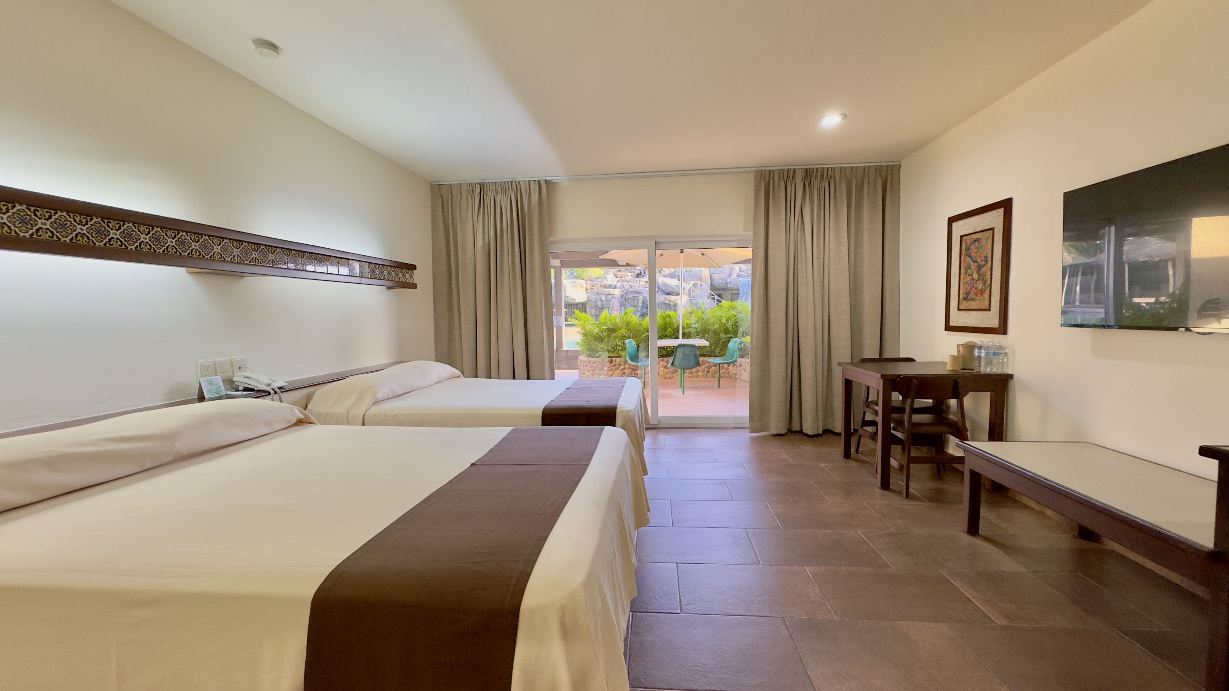 Room Garden View