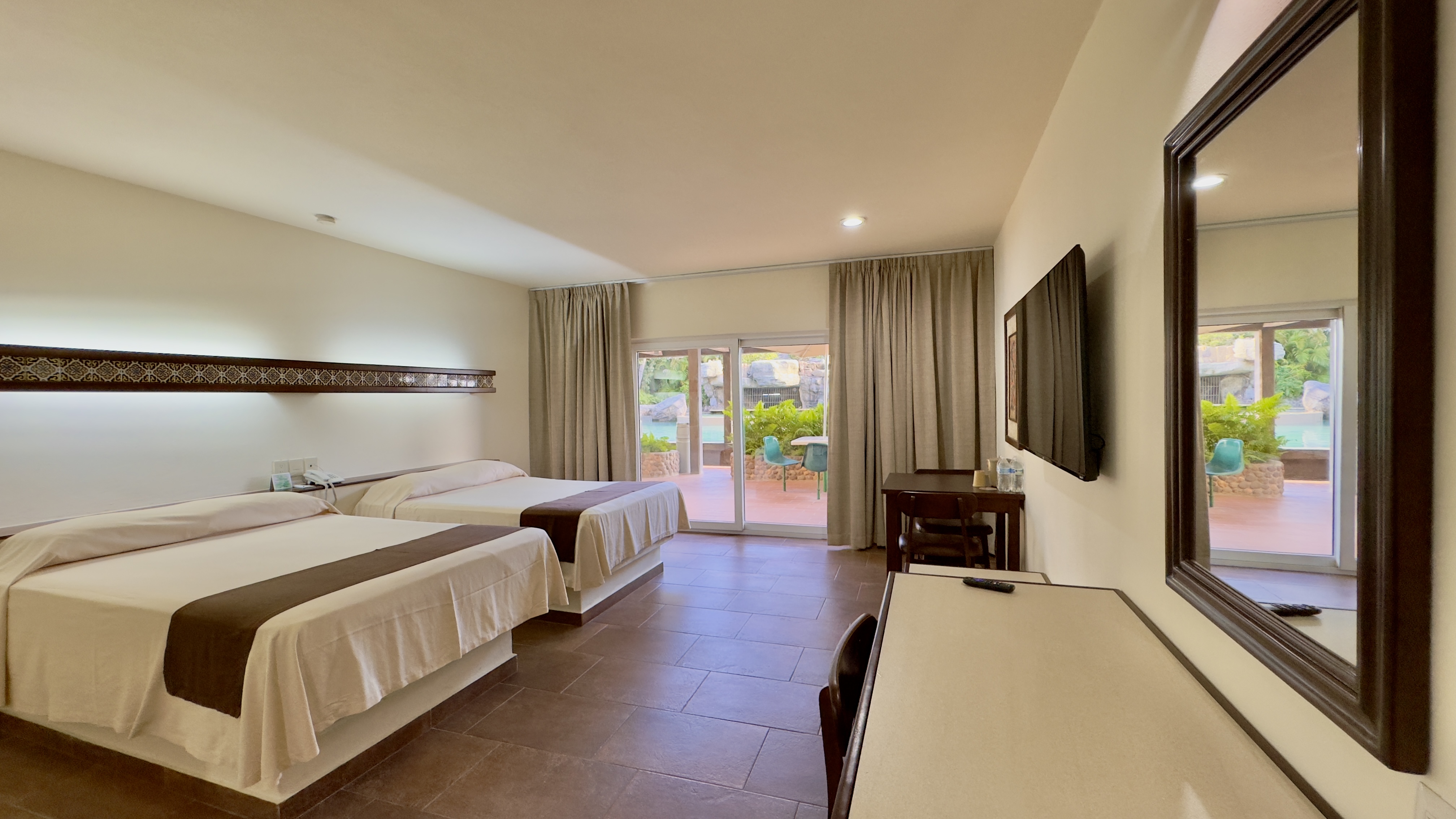 Room Garden View