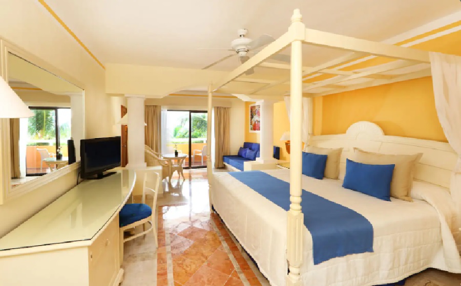 Junior Suite Ocean Front