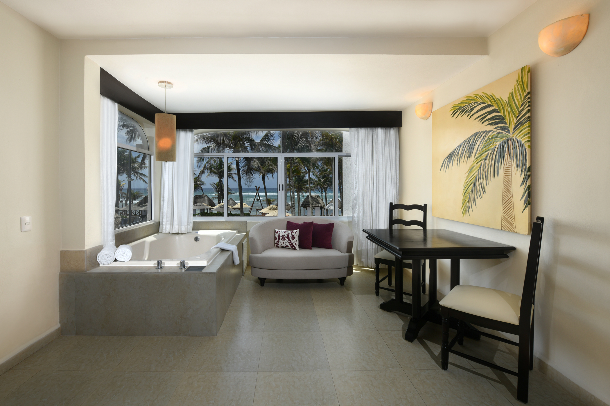 Suite Ocean Front