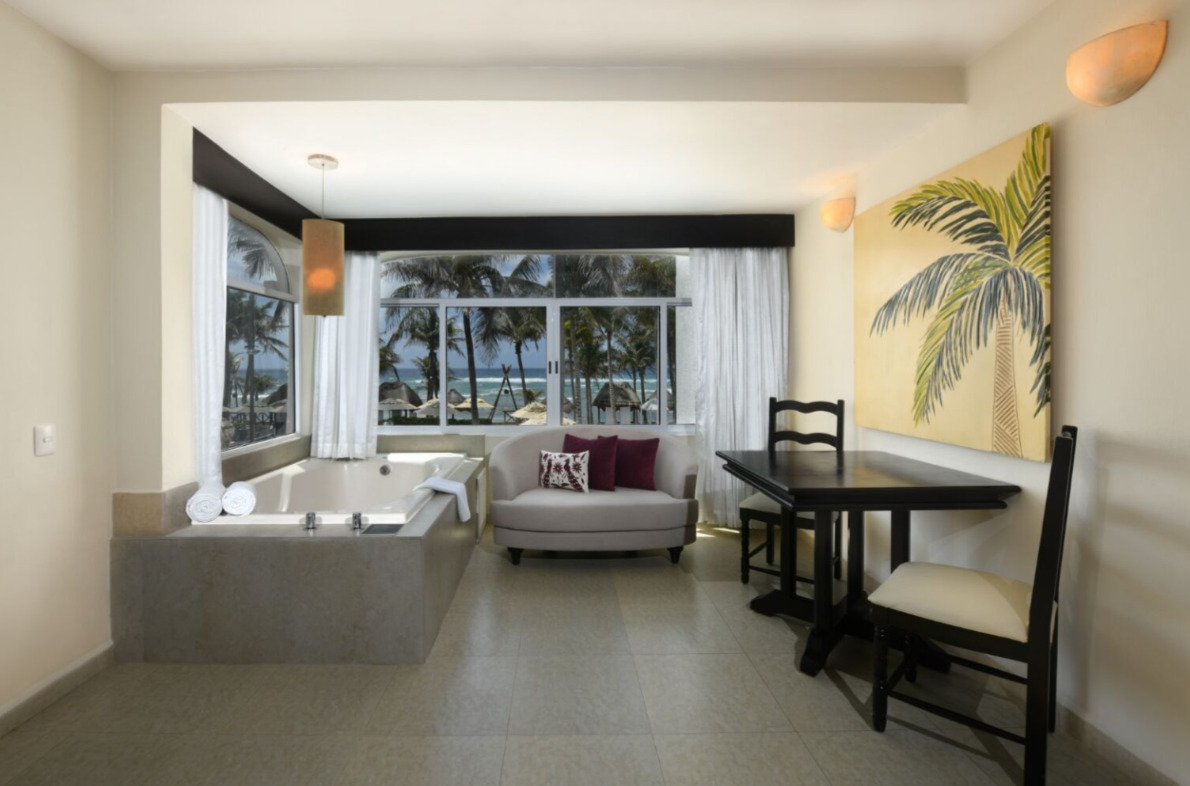 Junior Suite Ocean Front