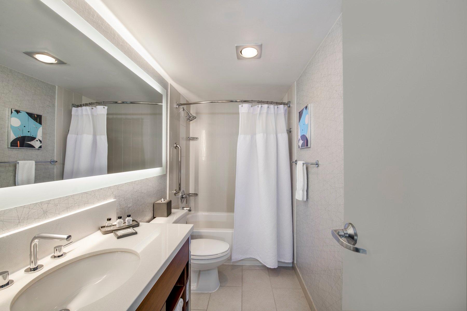 Double Two Queen Beds Premium