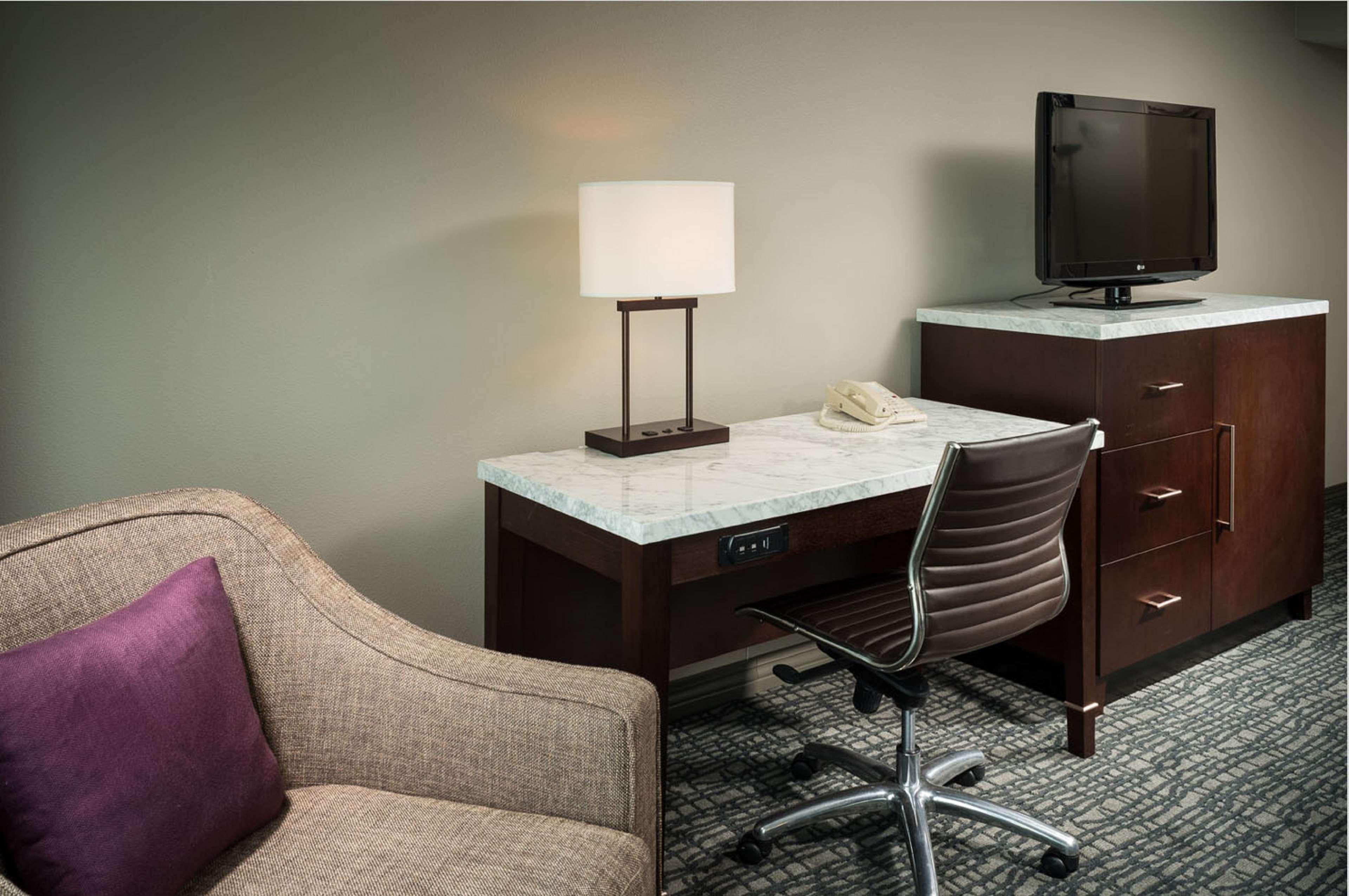 Double City View King Bed