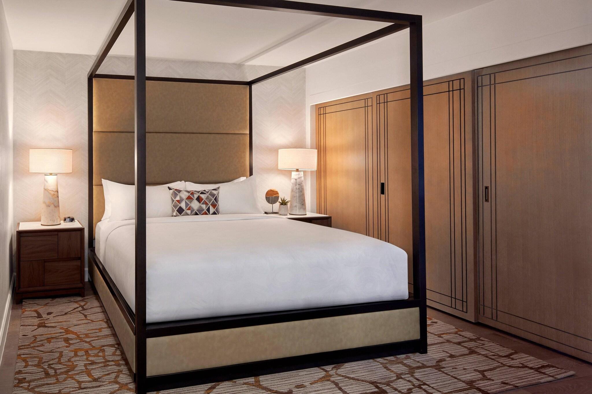 Suite Executive King Bed