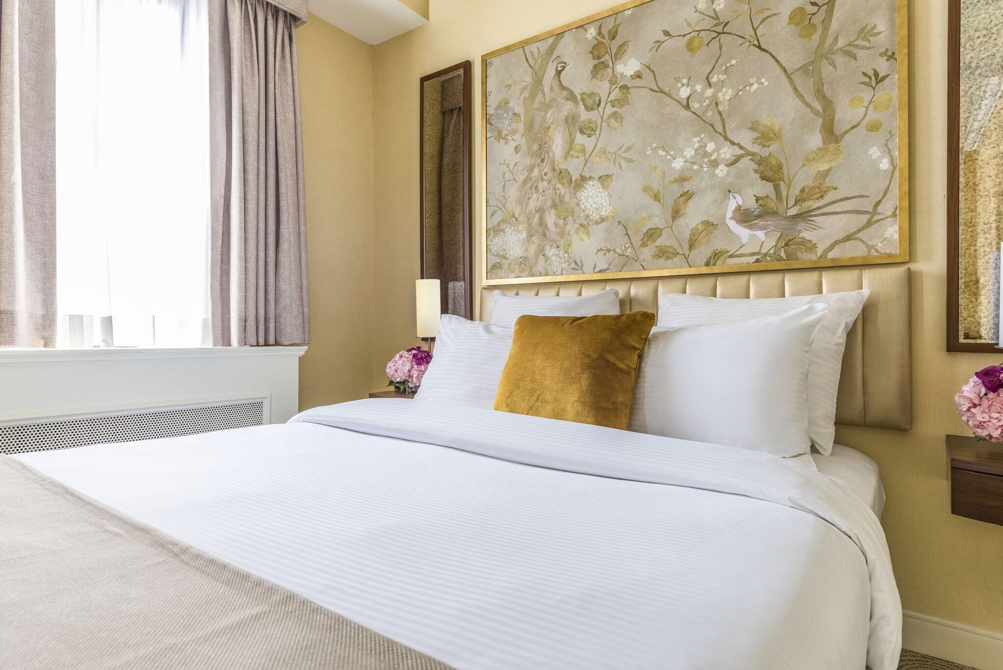 Double Queen Size Bed