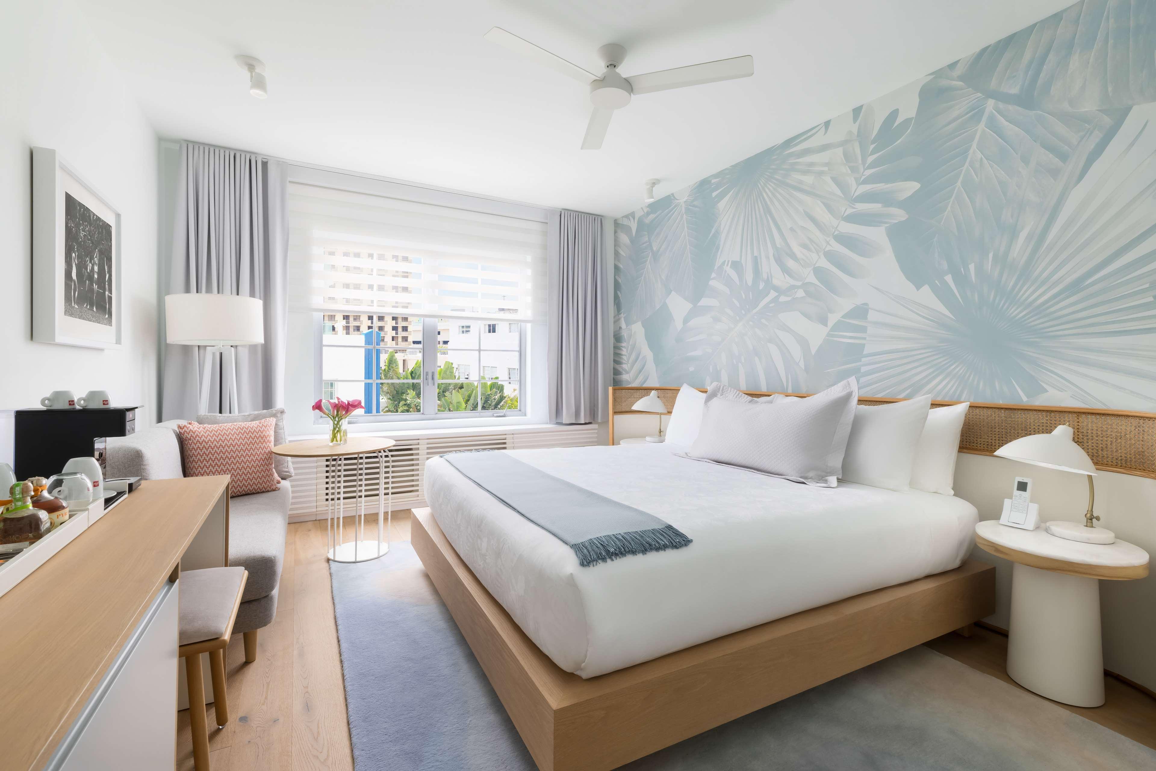 Double Deluxe King Bed