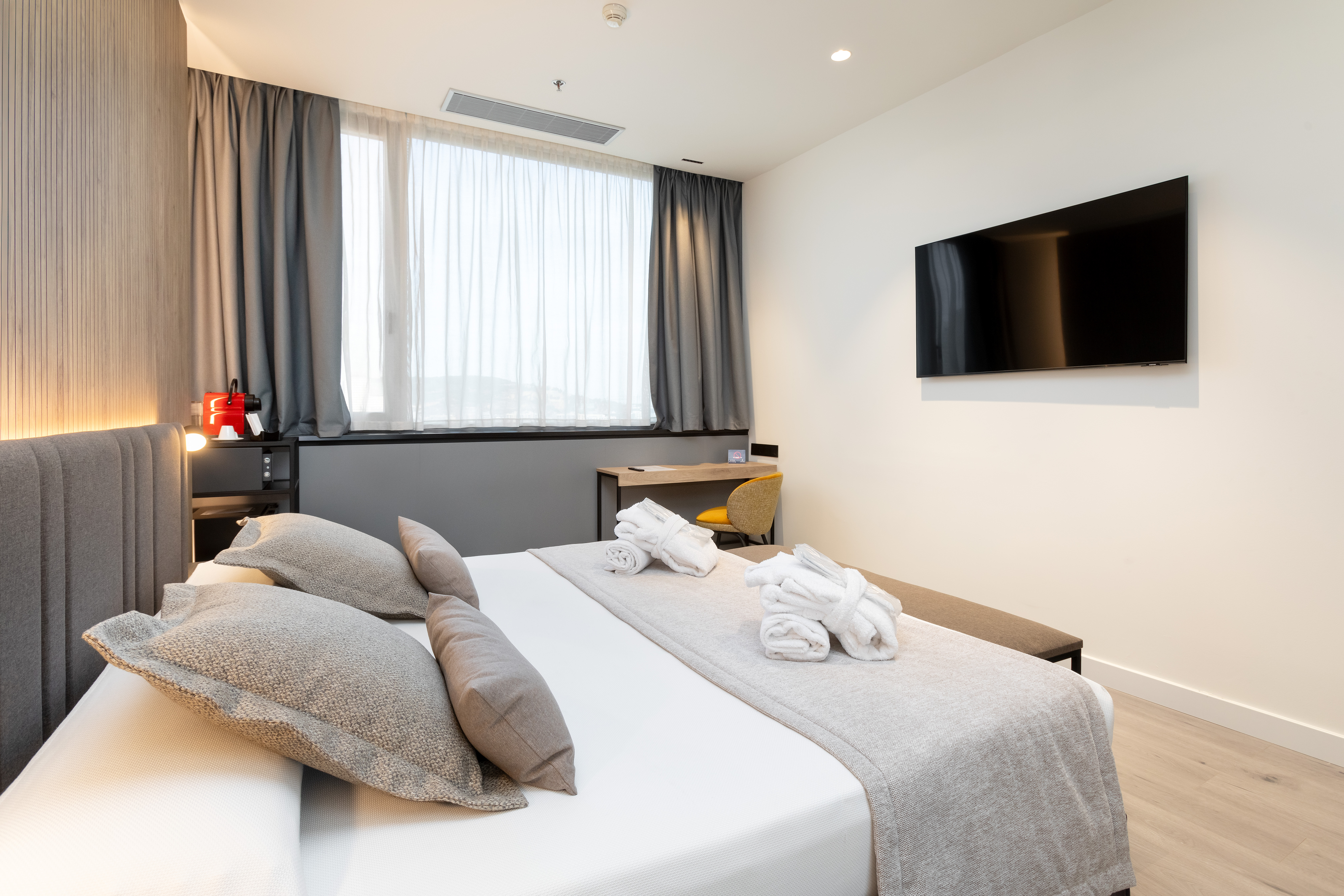 Double Single Superior