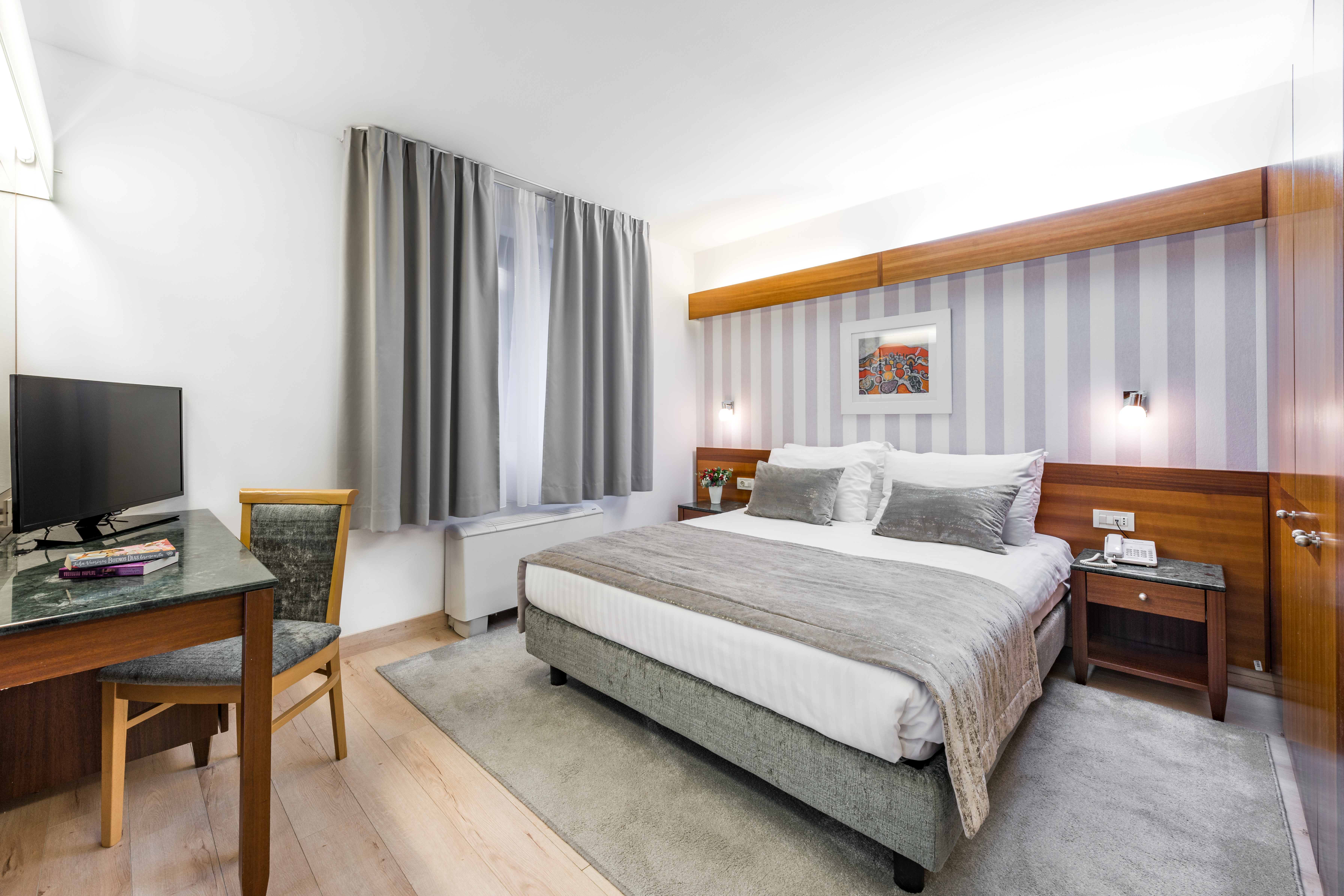 Double Park View with Balcony