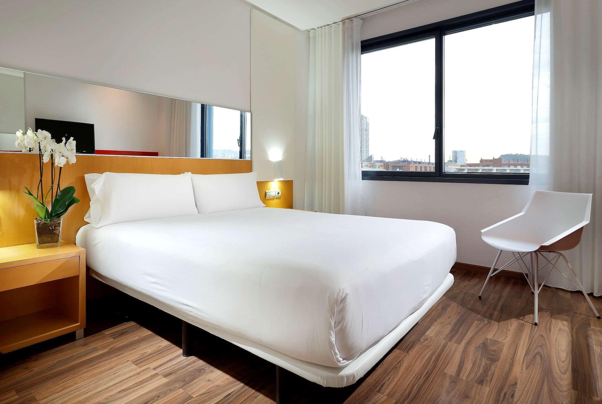 Double Queen Size Bed