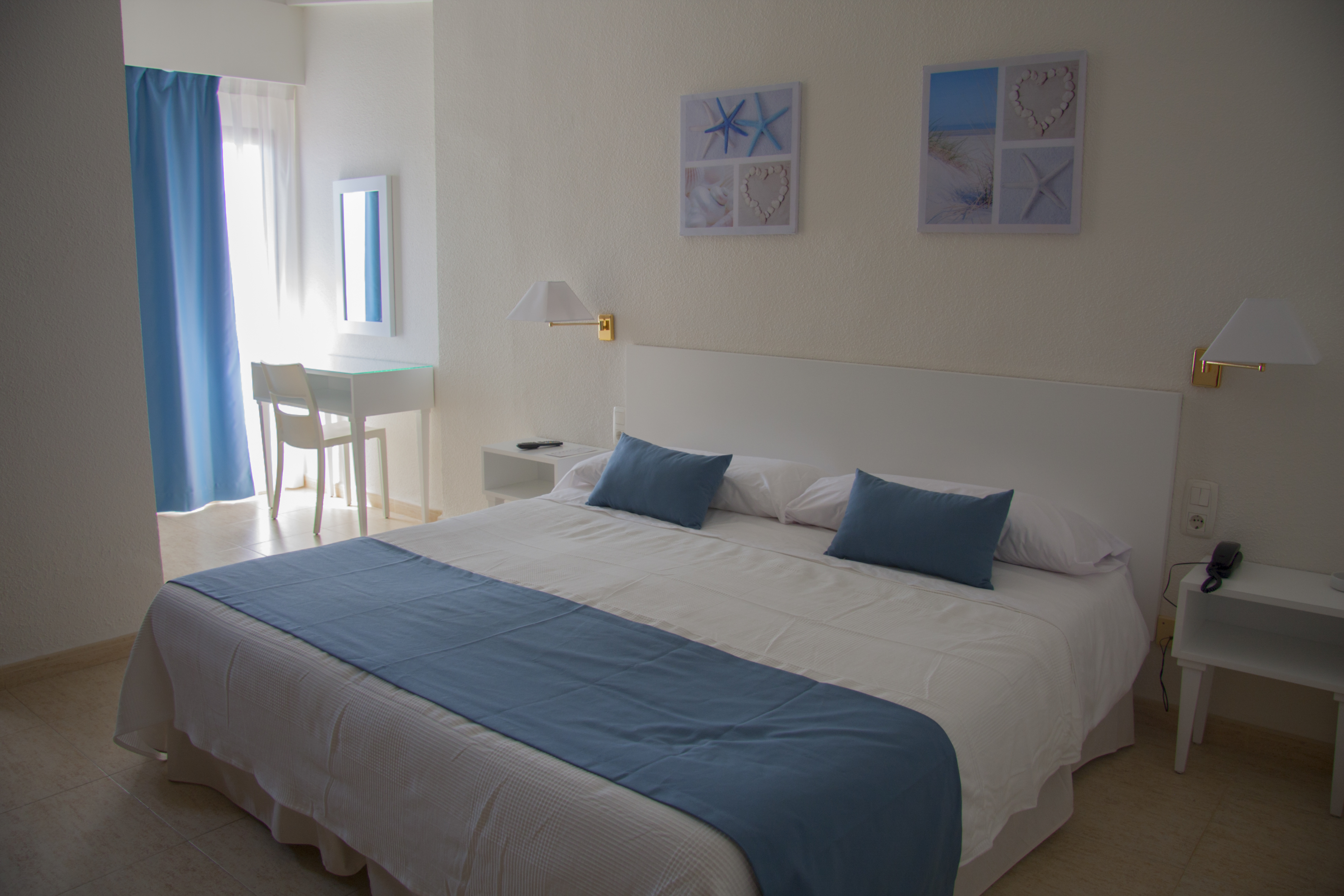 Double or Twin Sea View