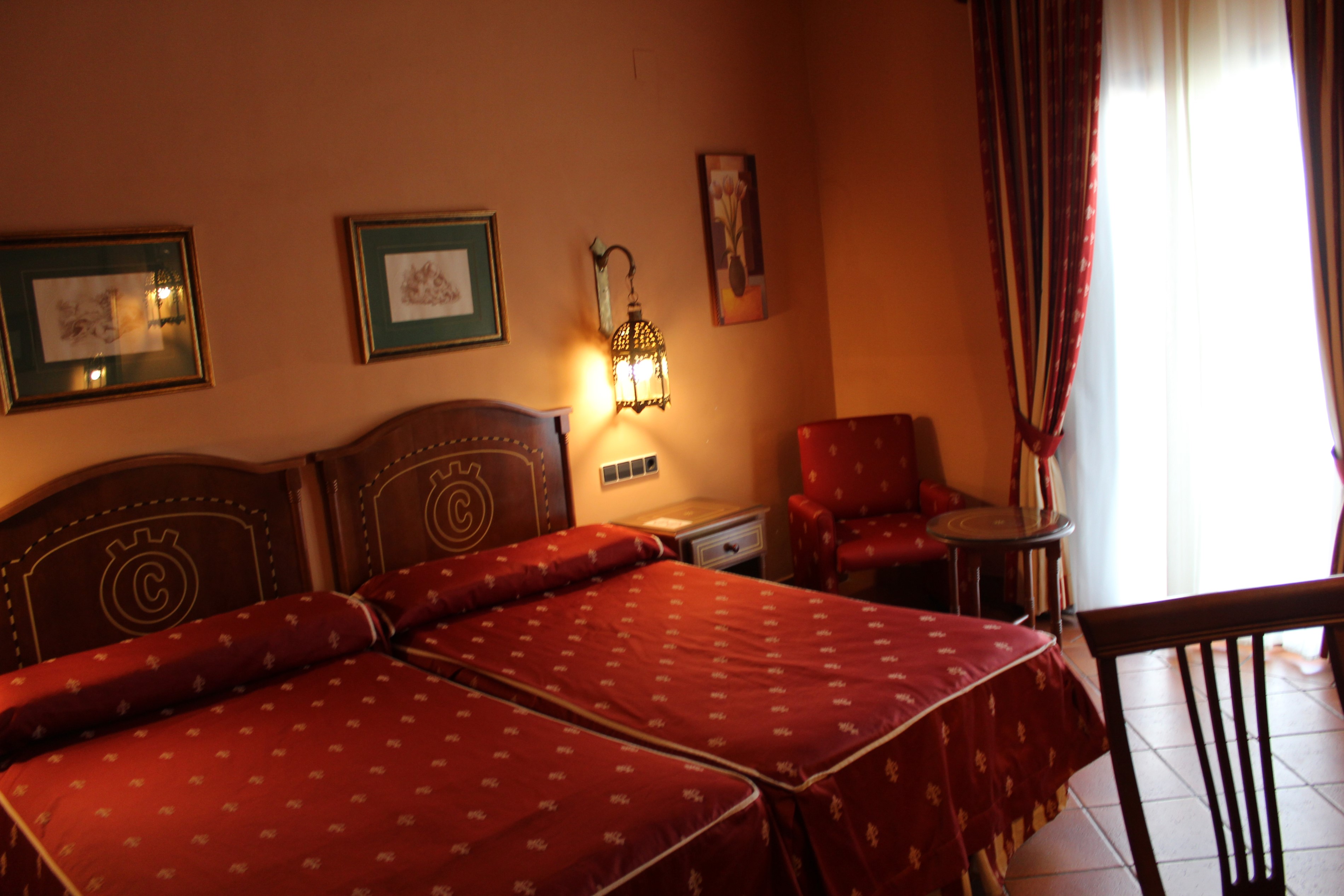 Double or Twin Standard