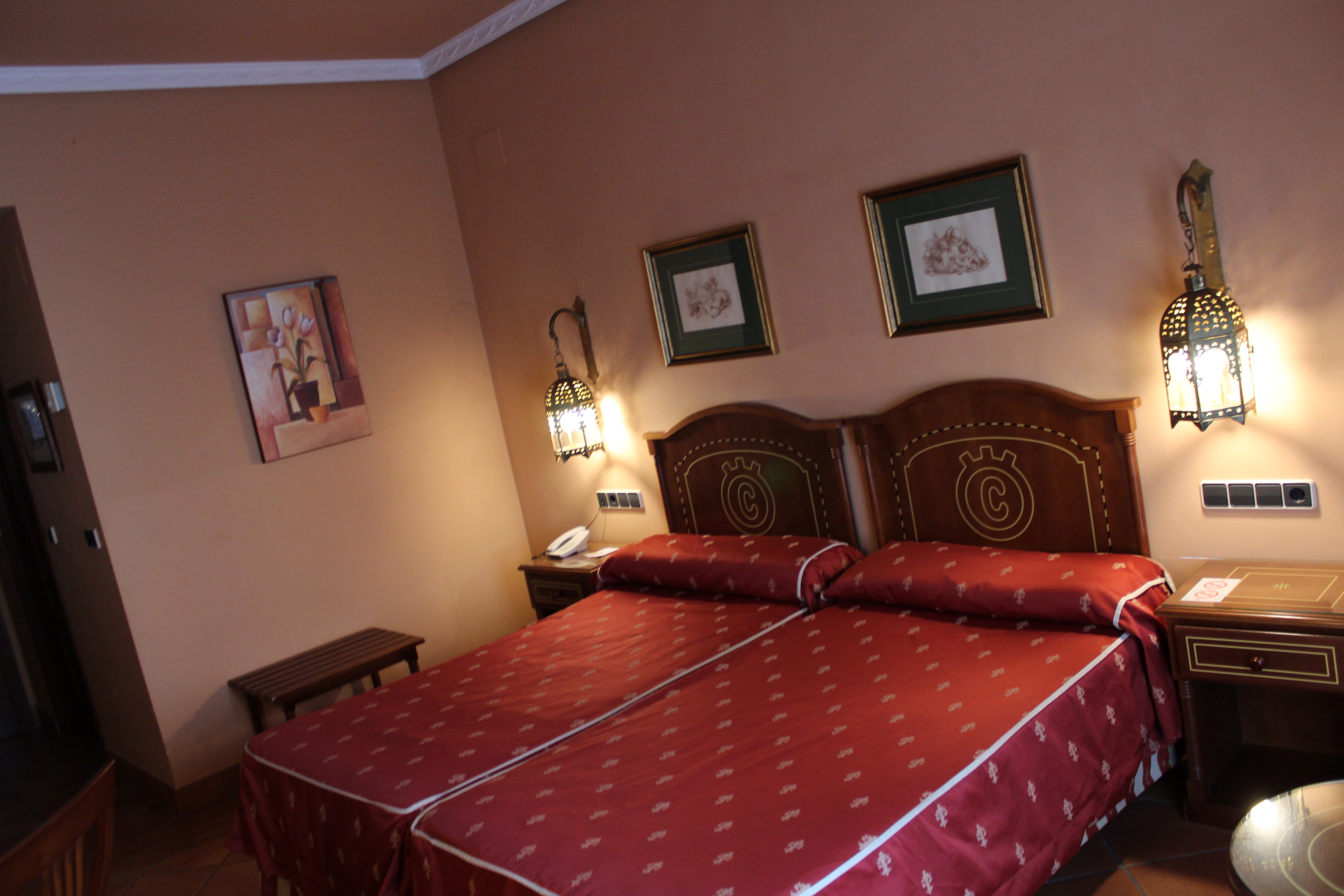 Double or Twin Standard