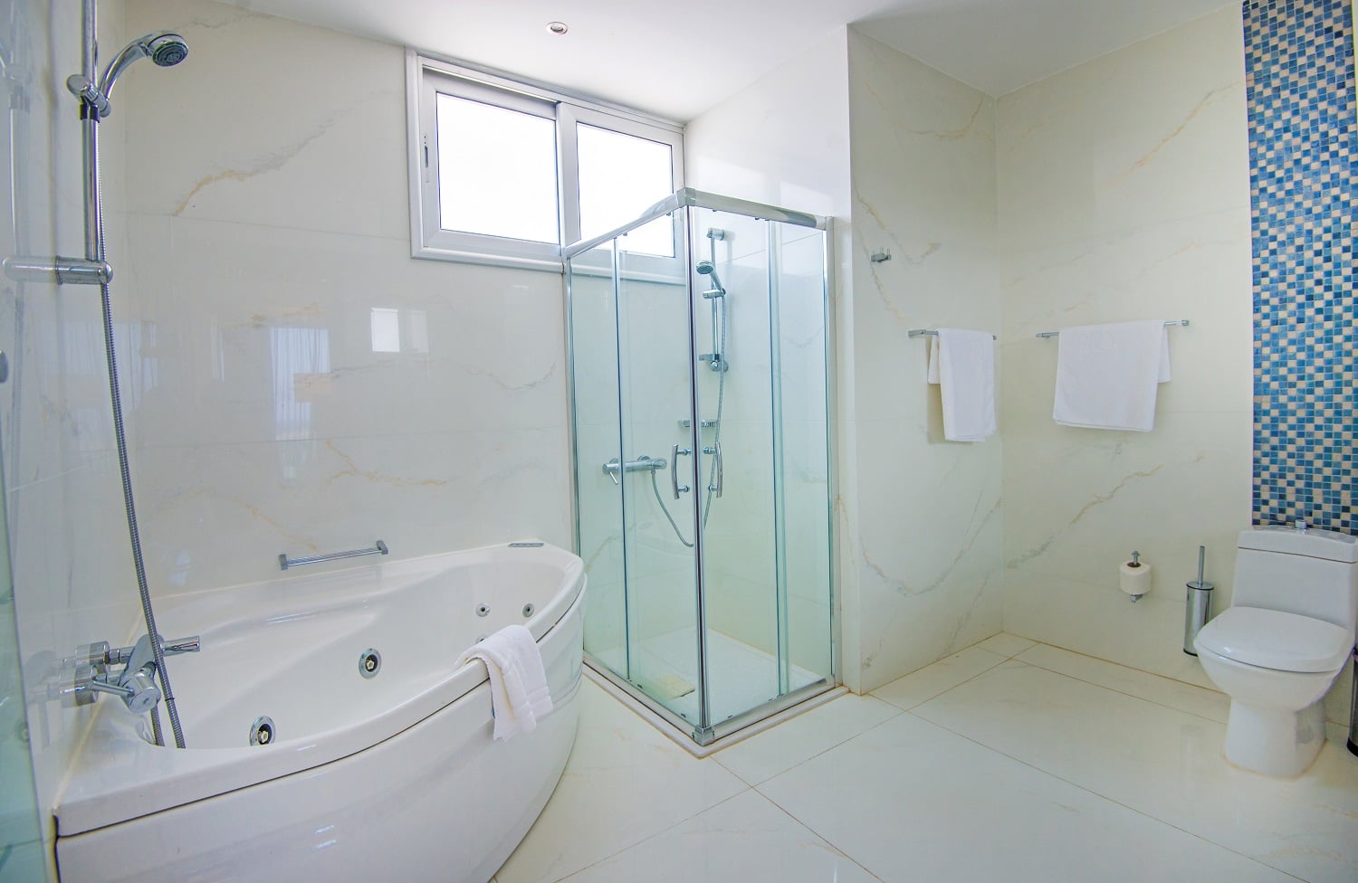 Family Room Garden View