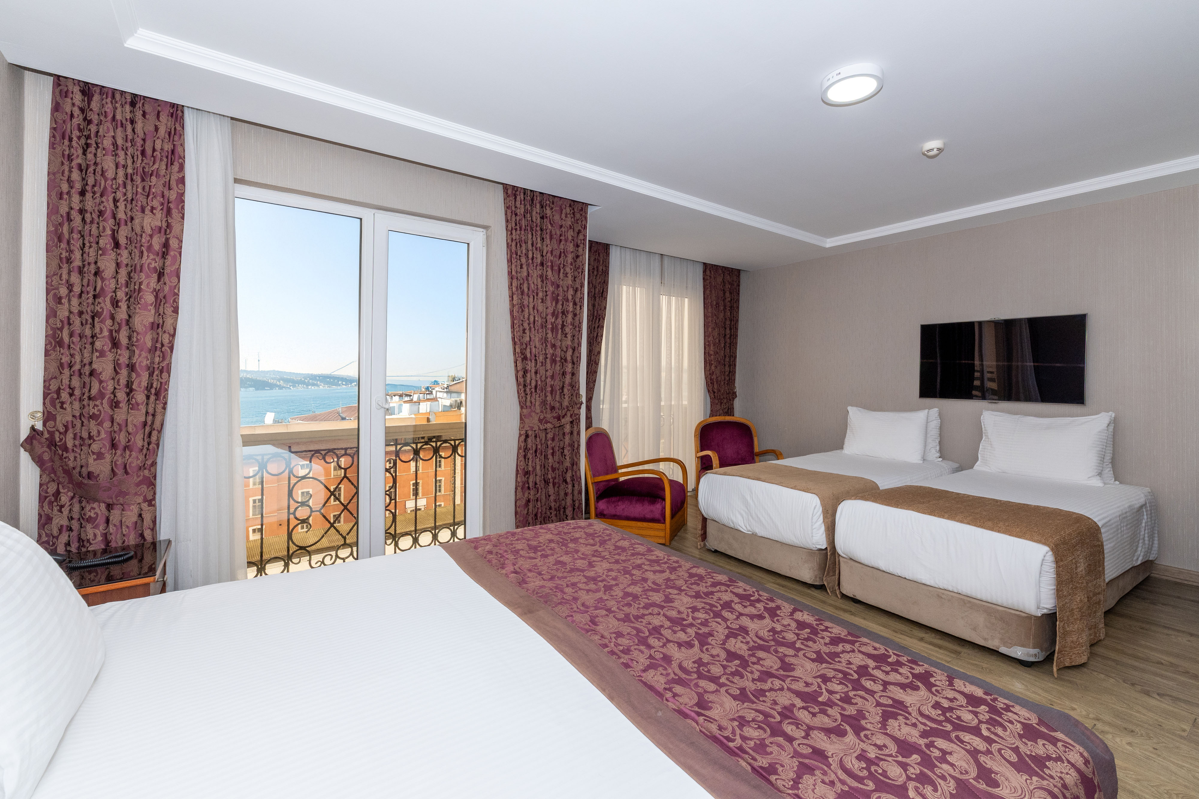 Family Room Superior