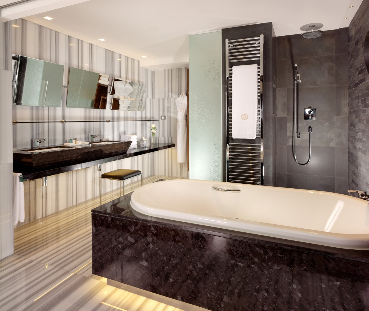 Apartment Three Bedrooms