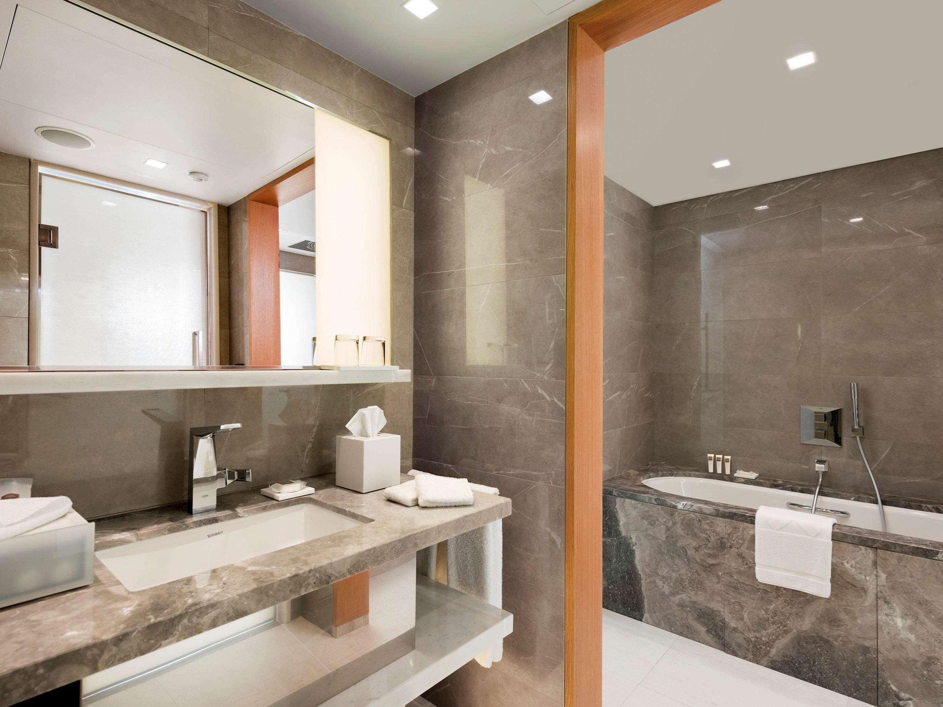 Suite Deluxe City View