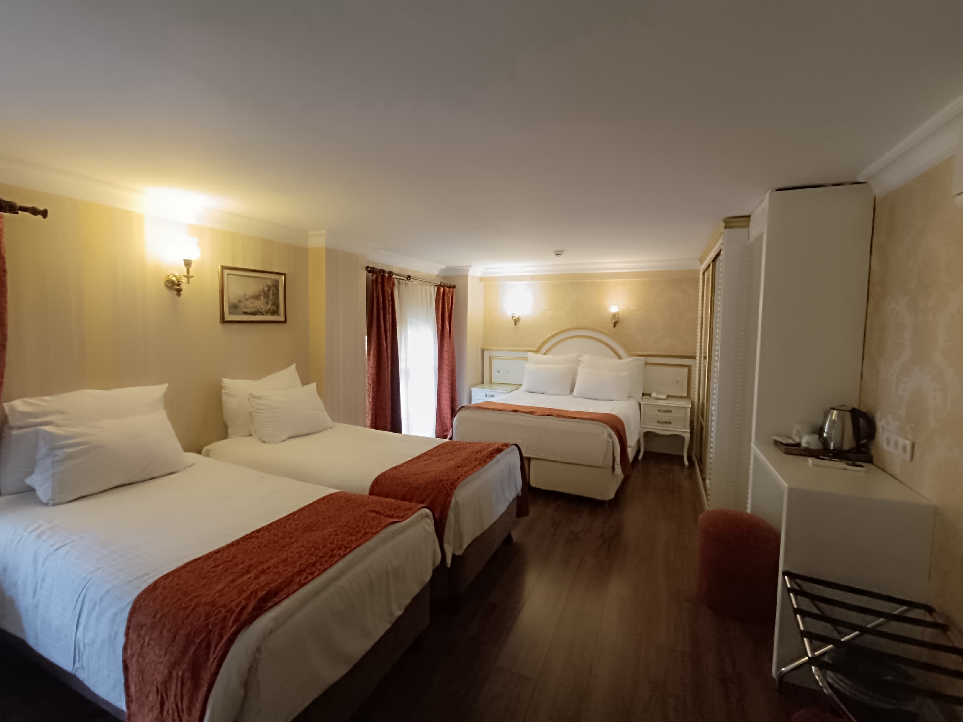 Quadruple Capacity 4