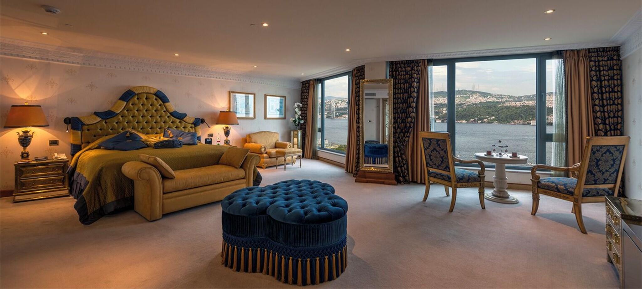 Suite Grand with Views