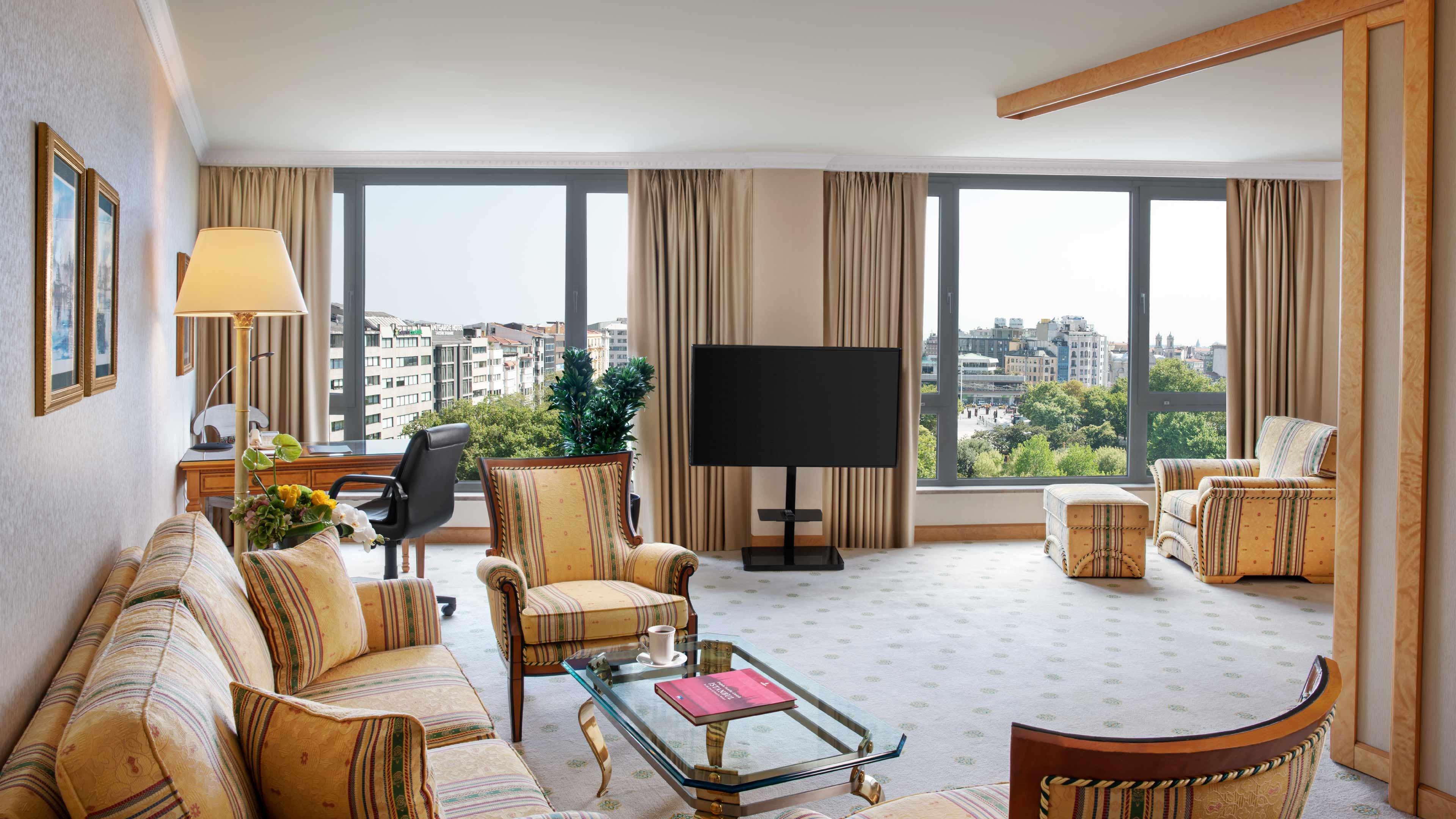 Junior Suite City View