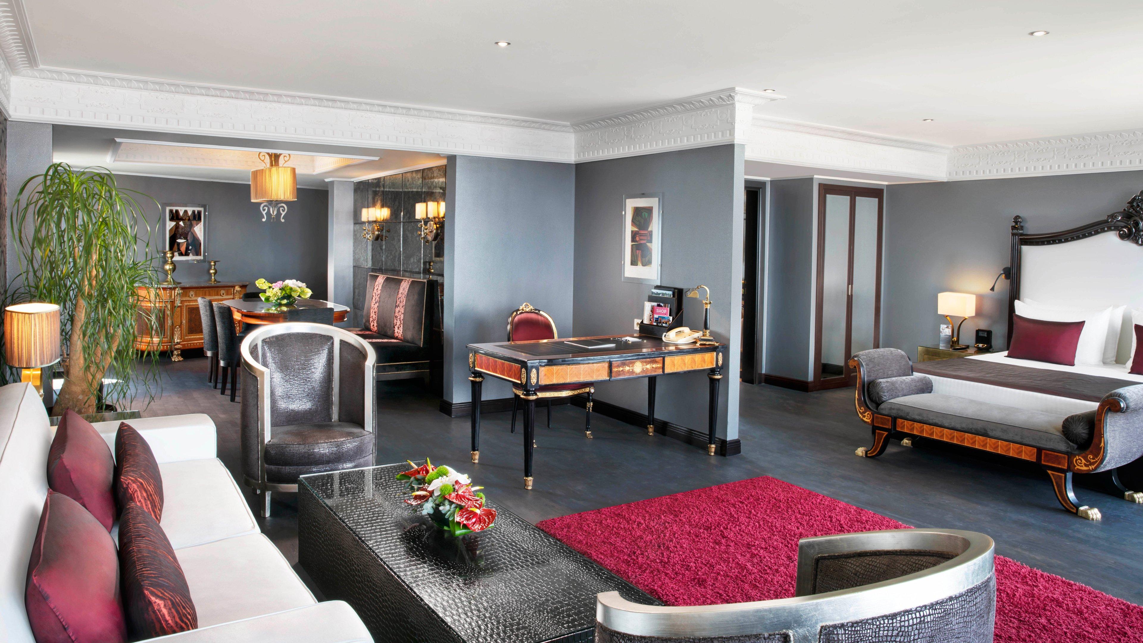 Suite Sea View King Bed