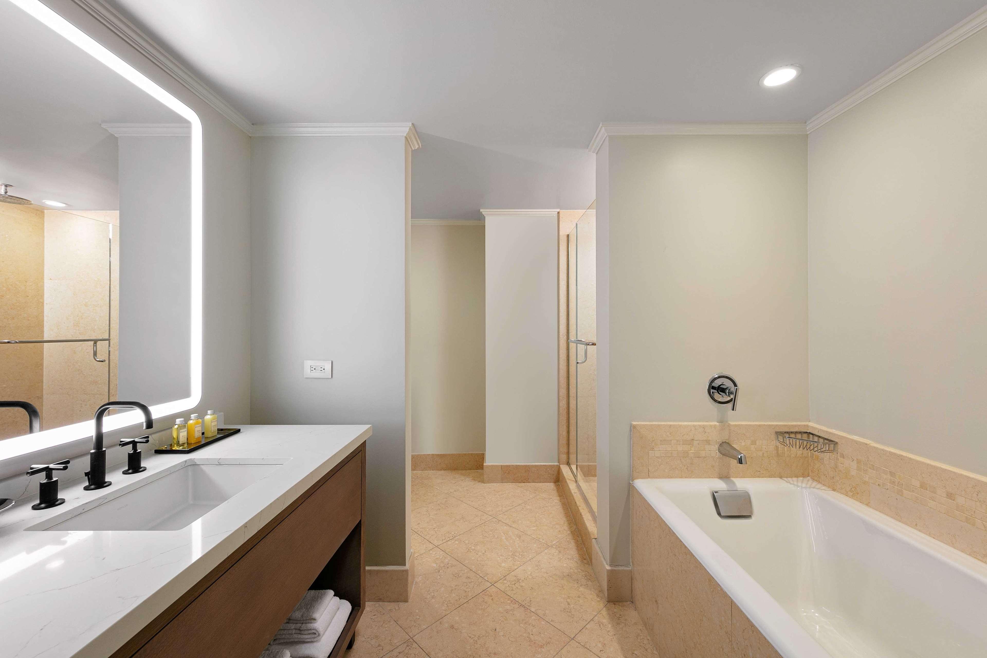 Junior Suite King Size Bed